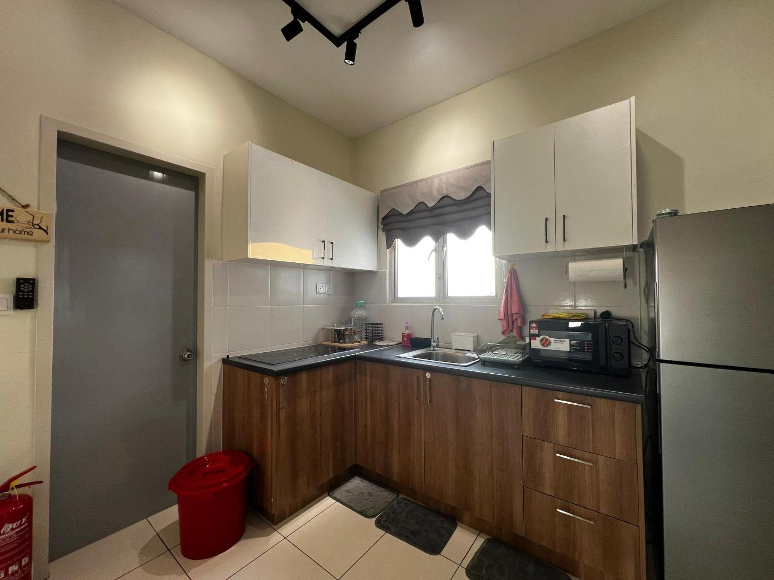 Casa D'Faiz Alanis near KLIA pool olympic size photo 3
