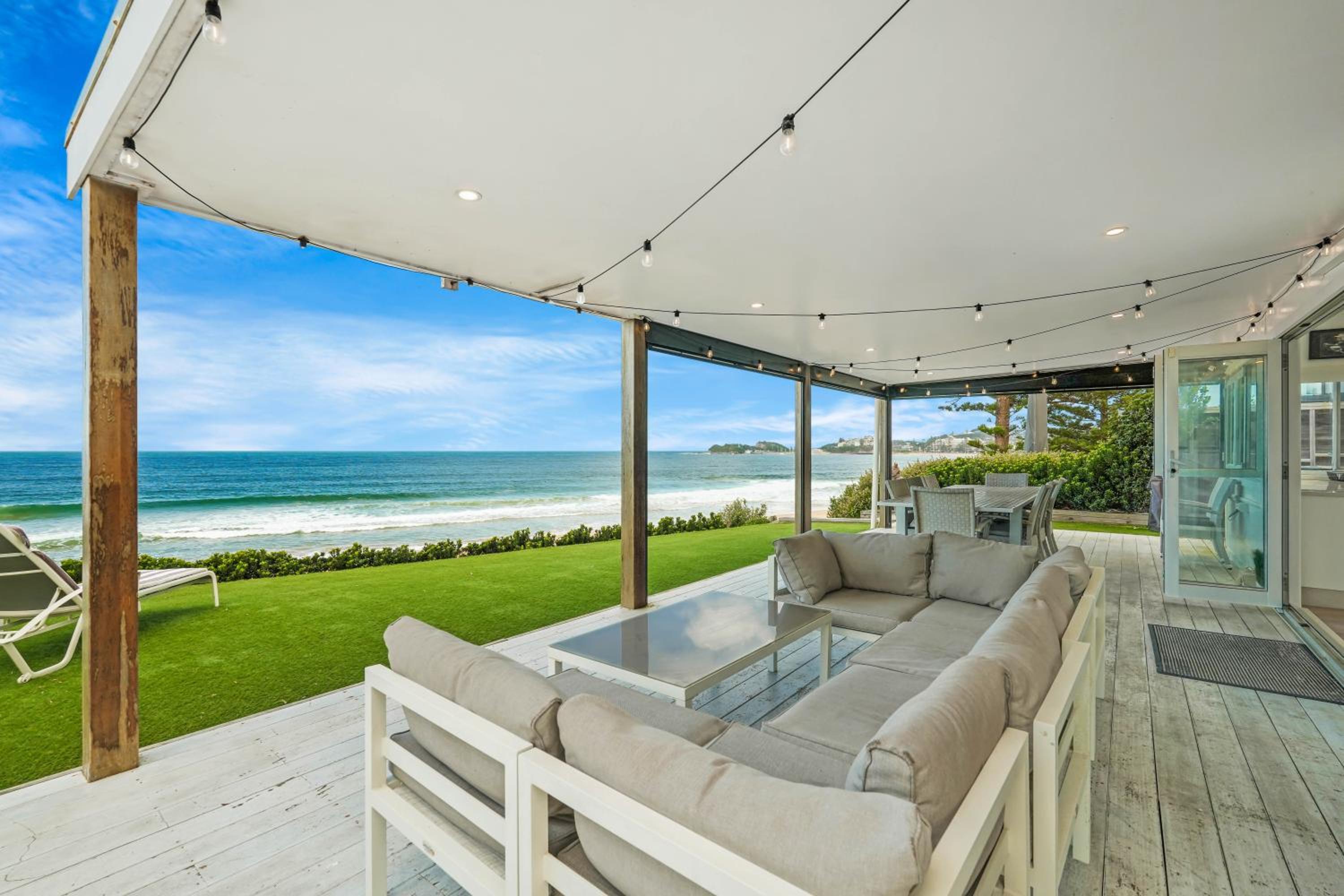 Wamberal Beach(shares with Terrigal Beach)Terrigal Beach SummerBelle Beachfront House