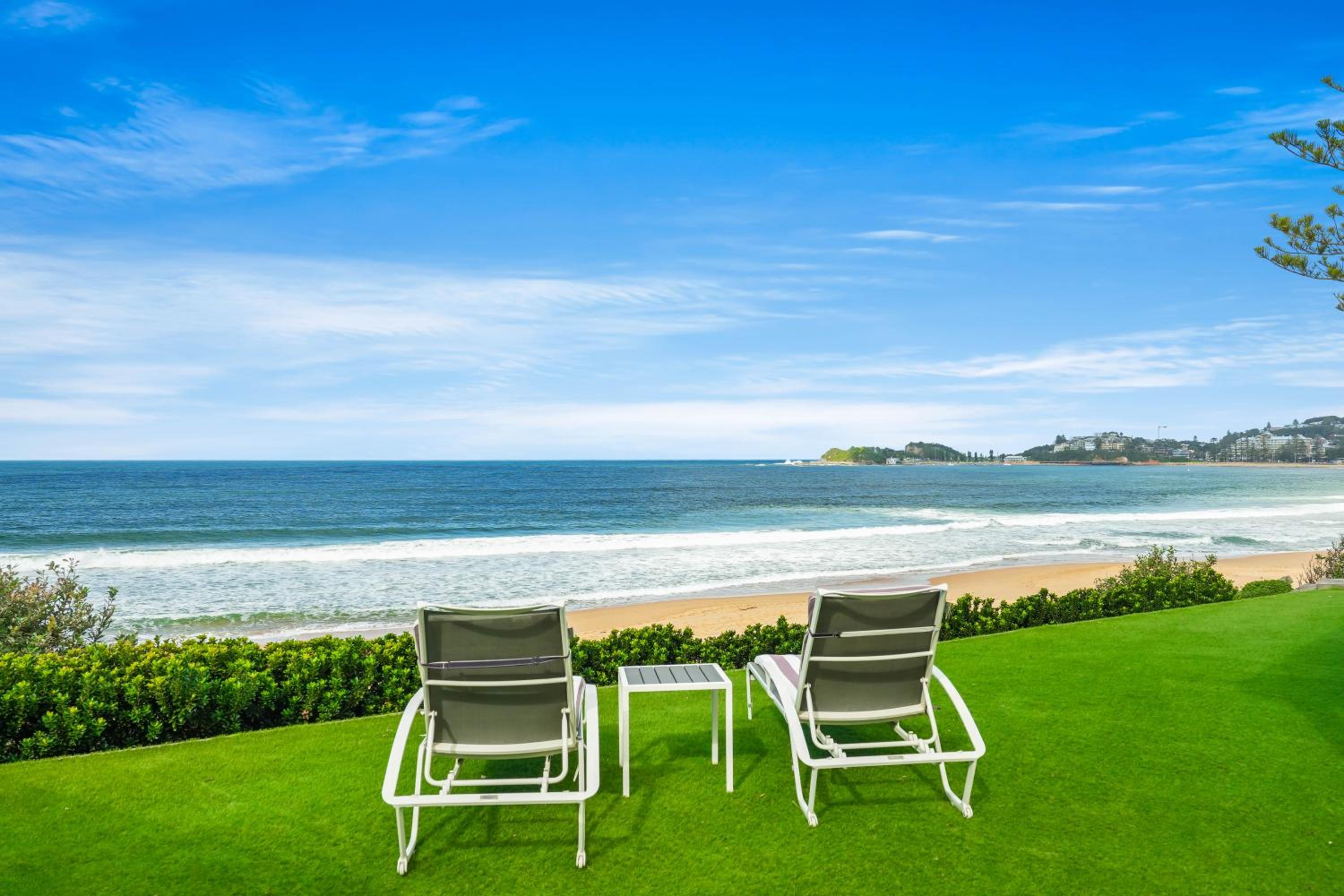Wamberal Beach(shares with Terrigal Beach)Terrigal Beach SummerBelle Beachfront House