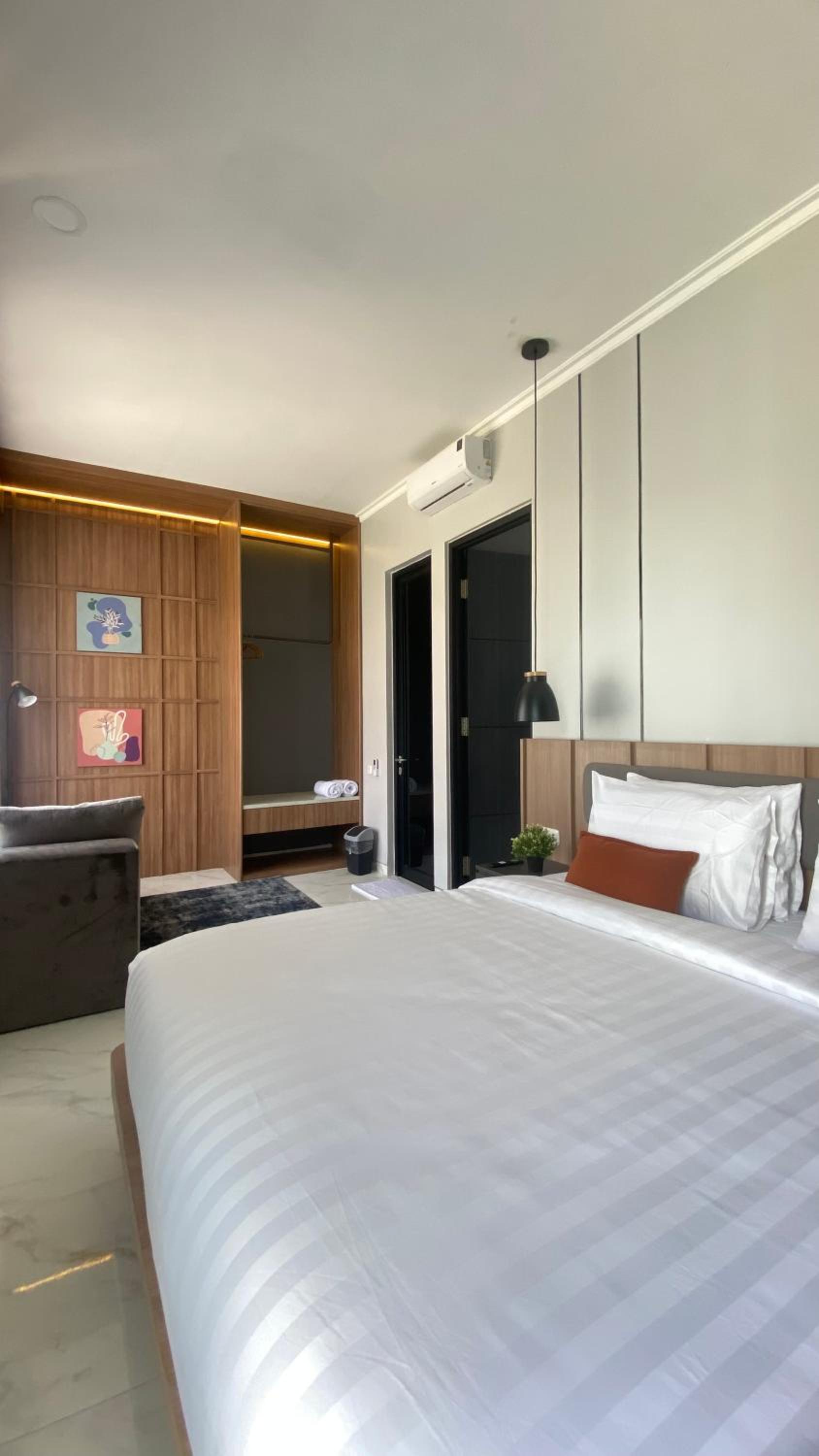 Pinasti Nirwana Villas view 3