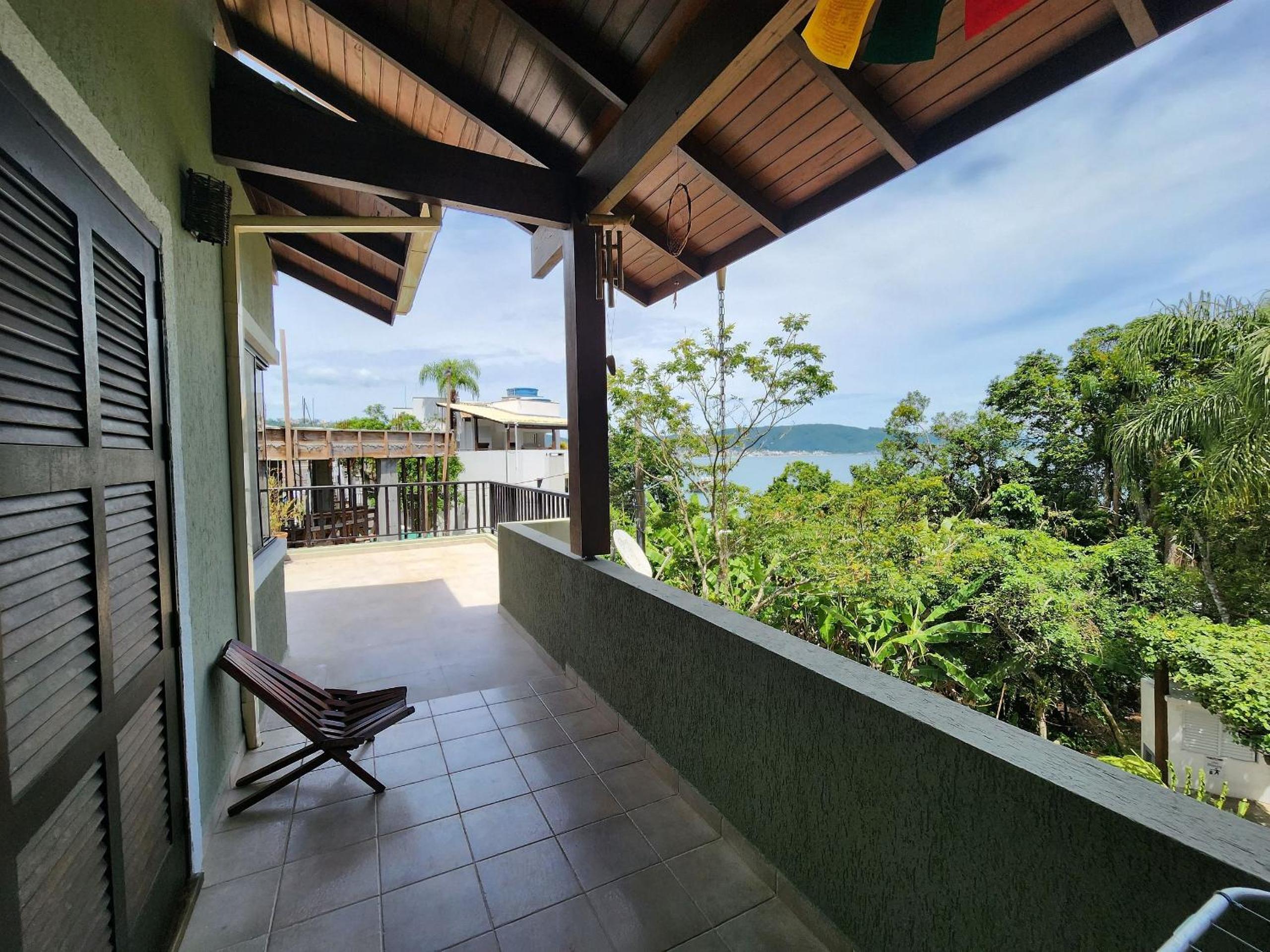 Linda Casa Vista Mar, Praia Lagoinha, Bombinhas