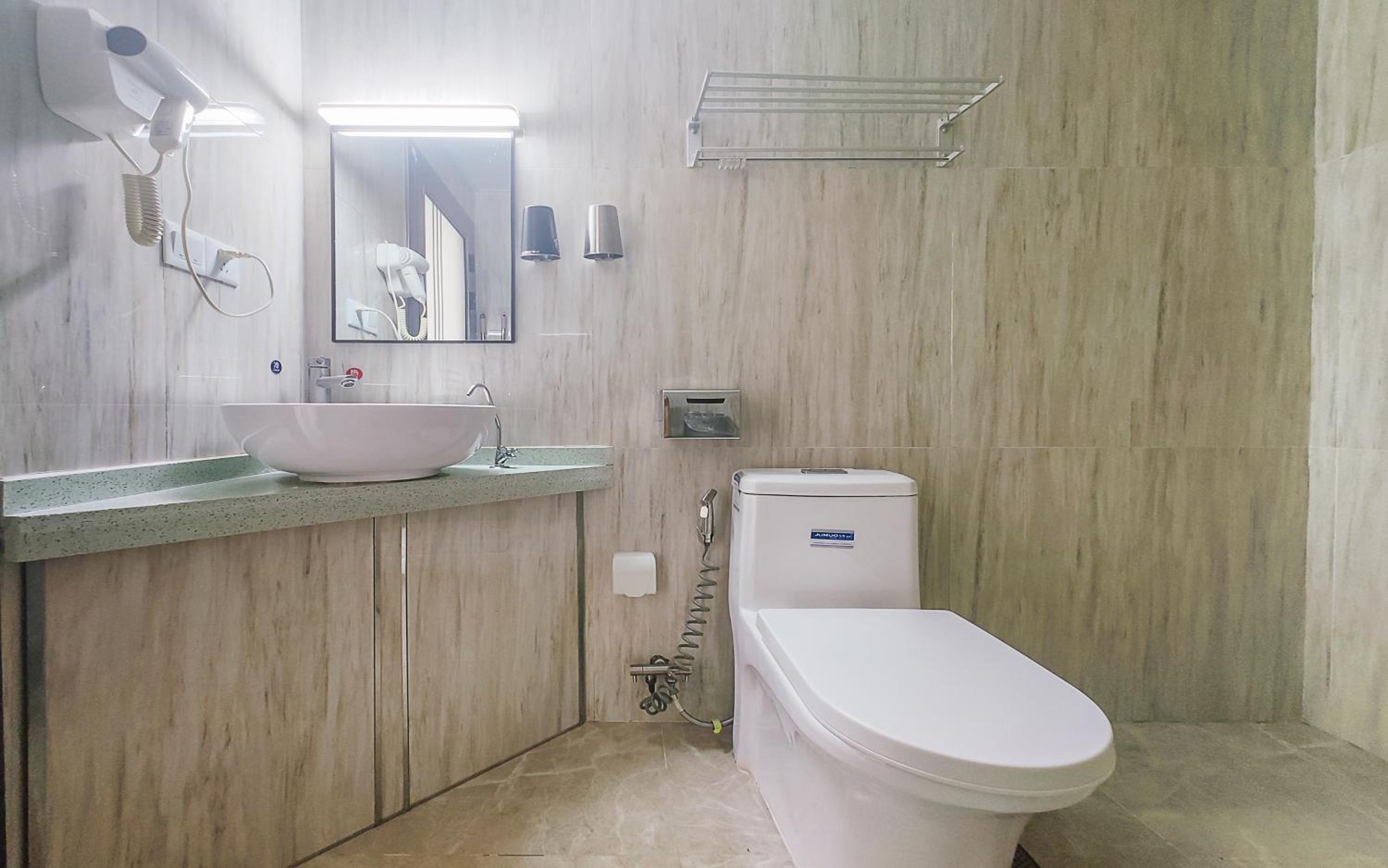 Luwei Guesthouse