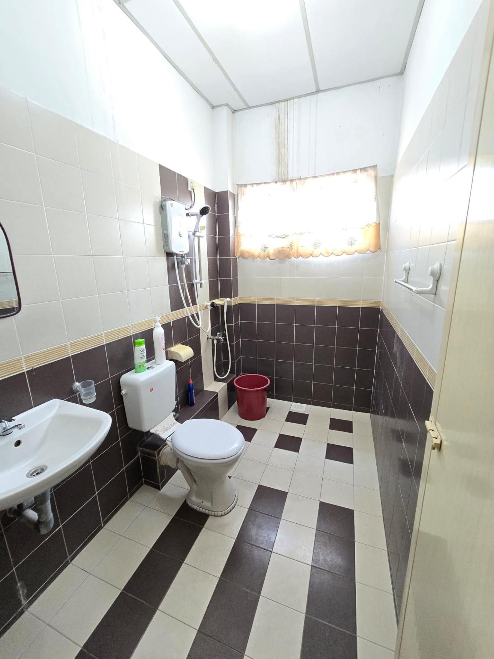 Homestay EPOH Bandar Meru Impian photo 7
