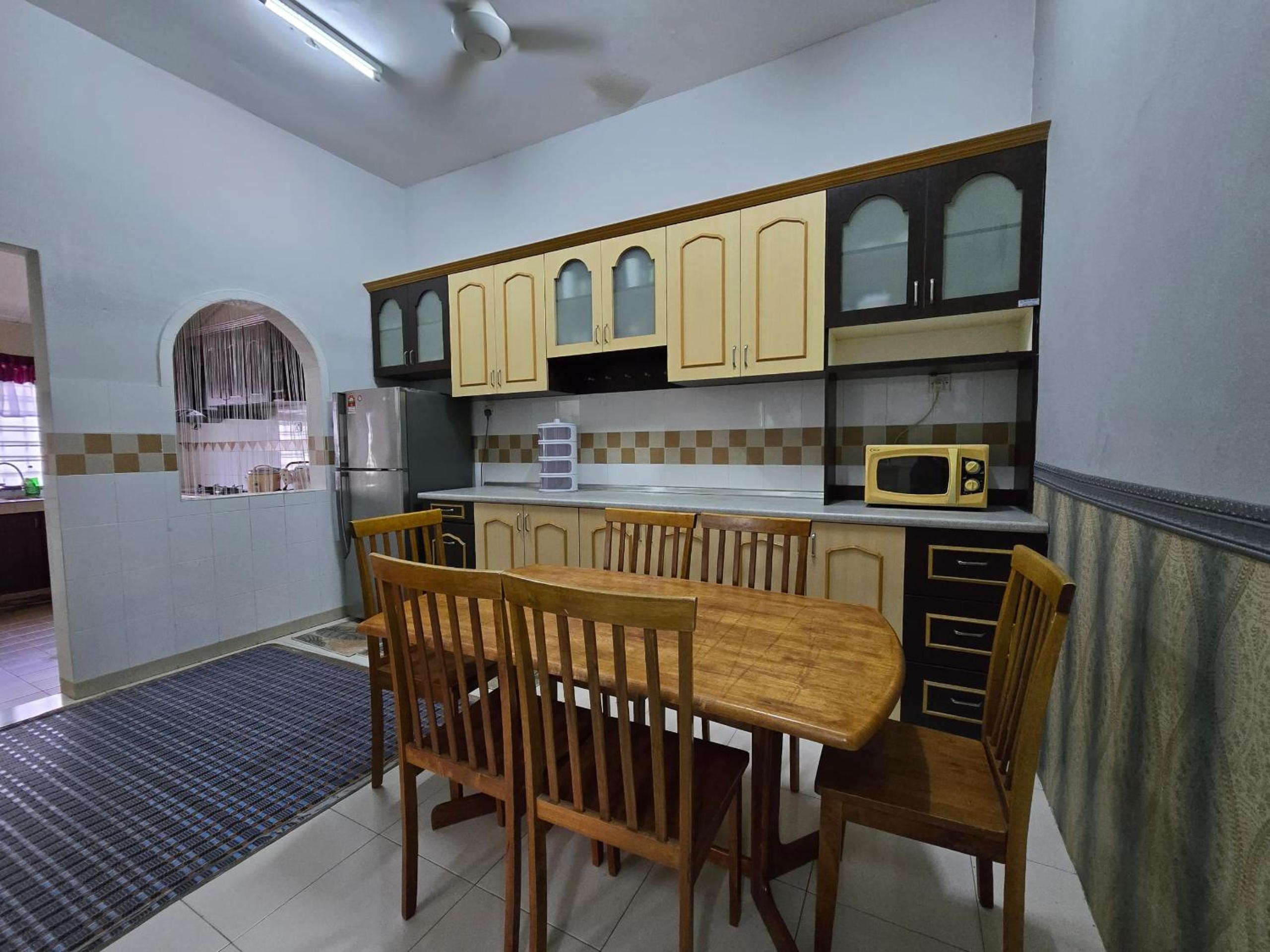 Homestay EPOH Bandar Meru Impian photo 2