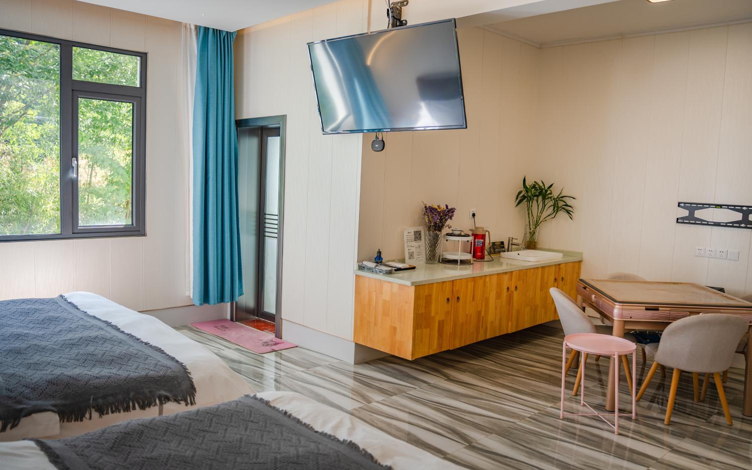 Luwei Guesthouse
