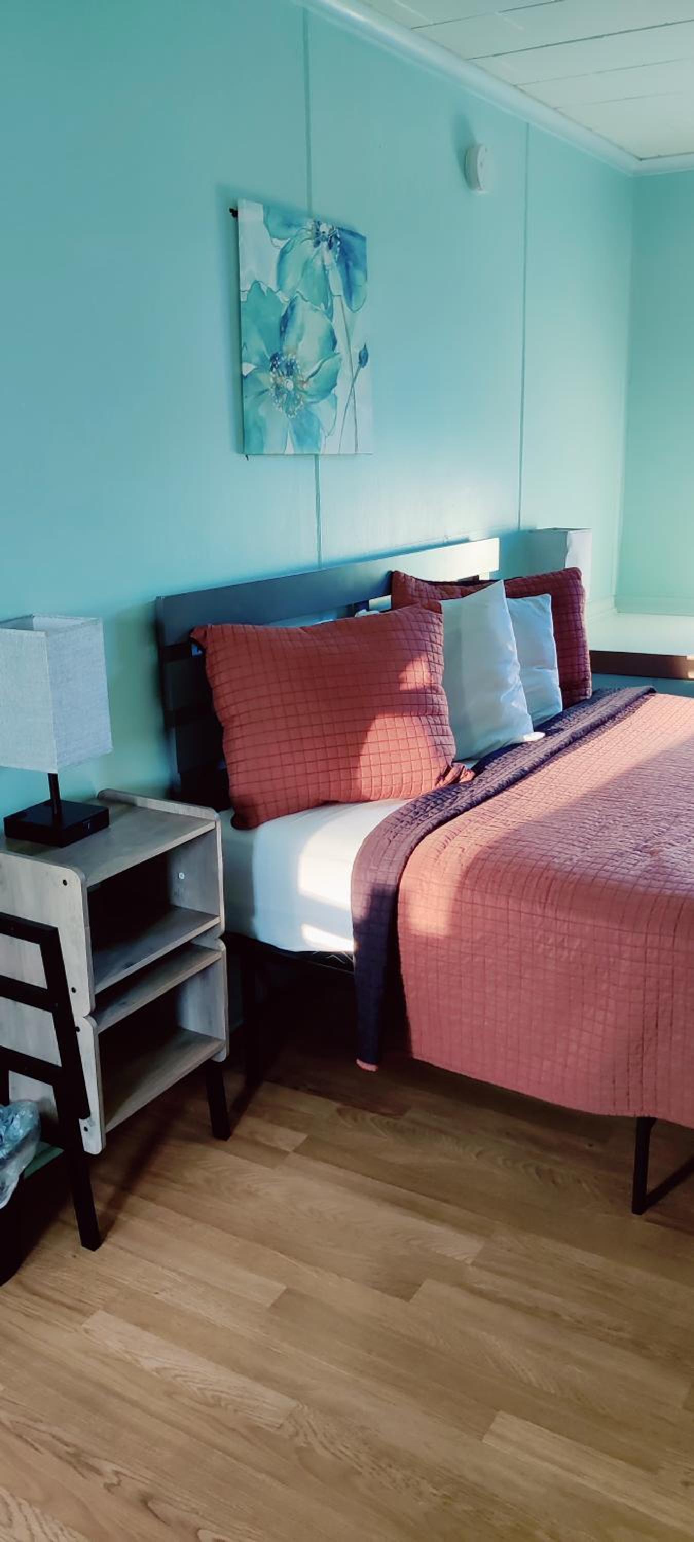 Hillcrest Inn