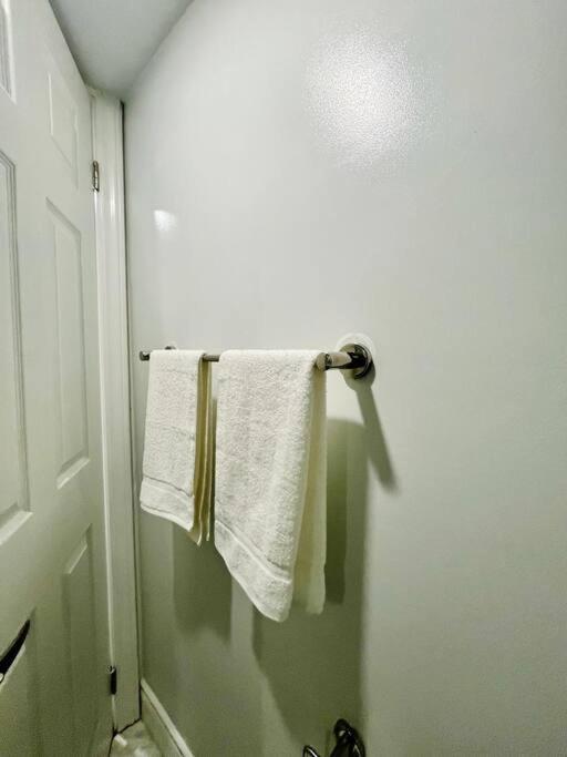 Guelph Vacations - Comfort Quarters in Guelph - Property Image 2
