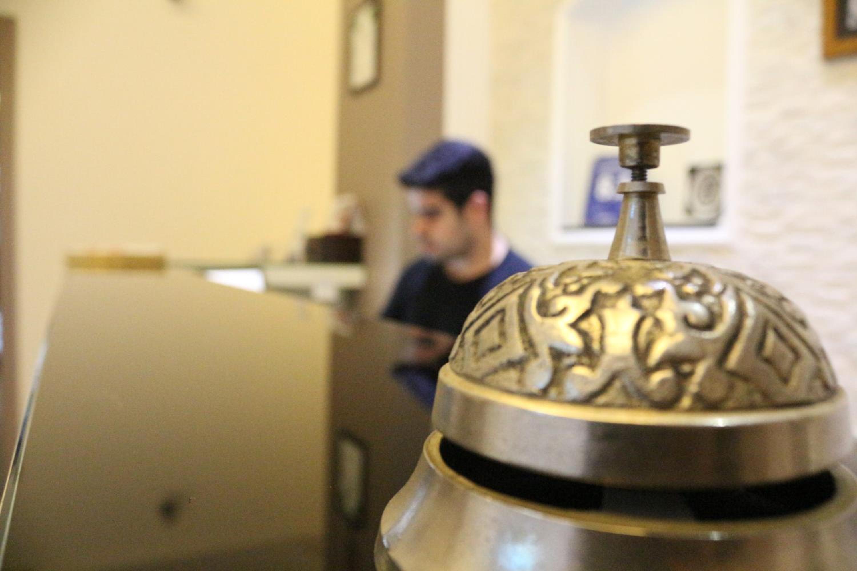 Retropera - Image 13