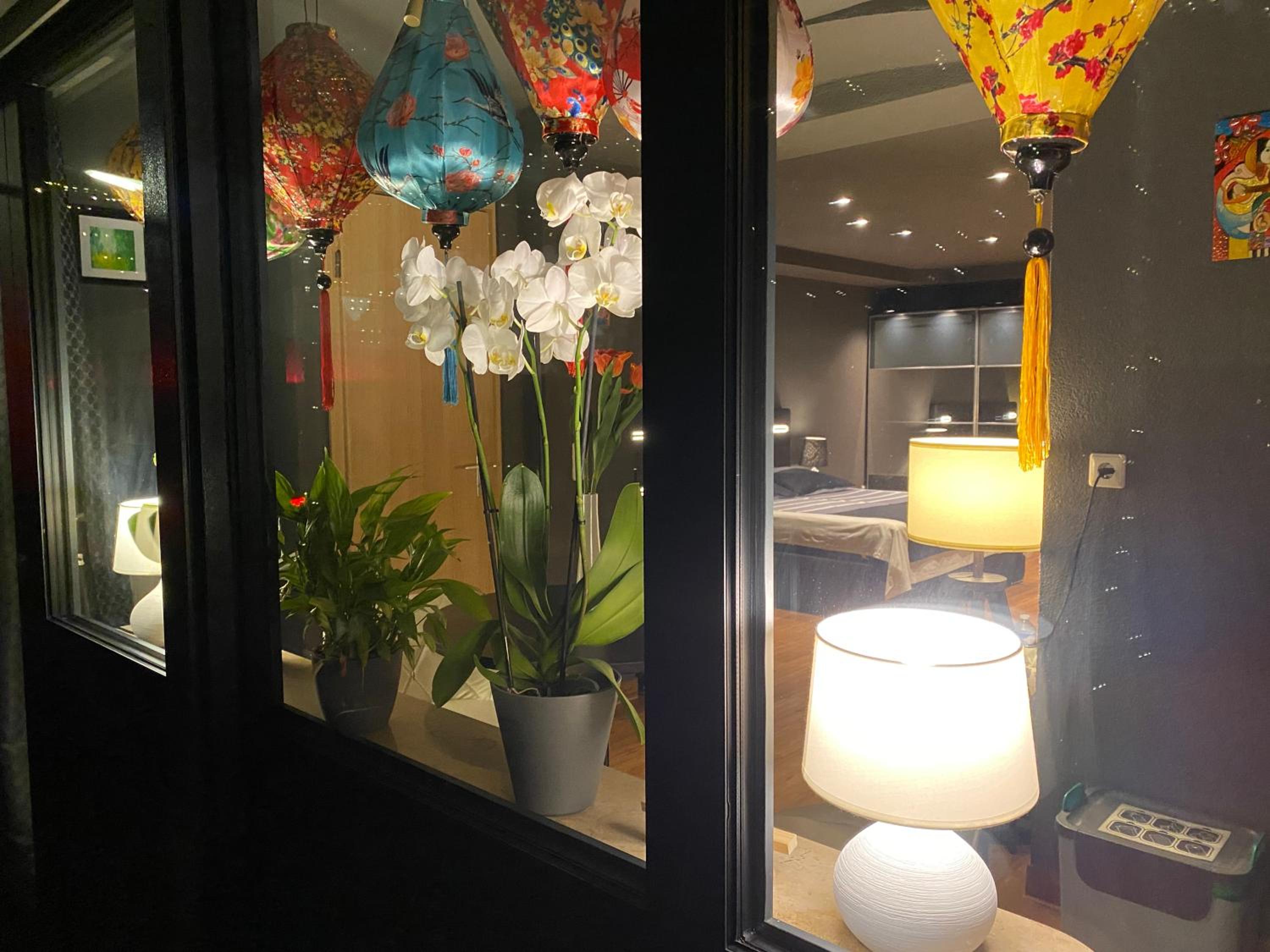 1 grosse elegante Zimmerwohnung 5 Minuten zu Fuss in die Stadtmitte