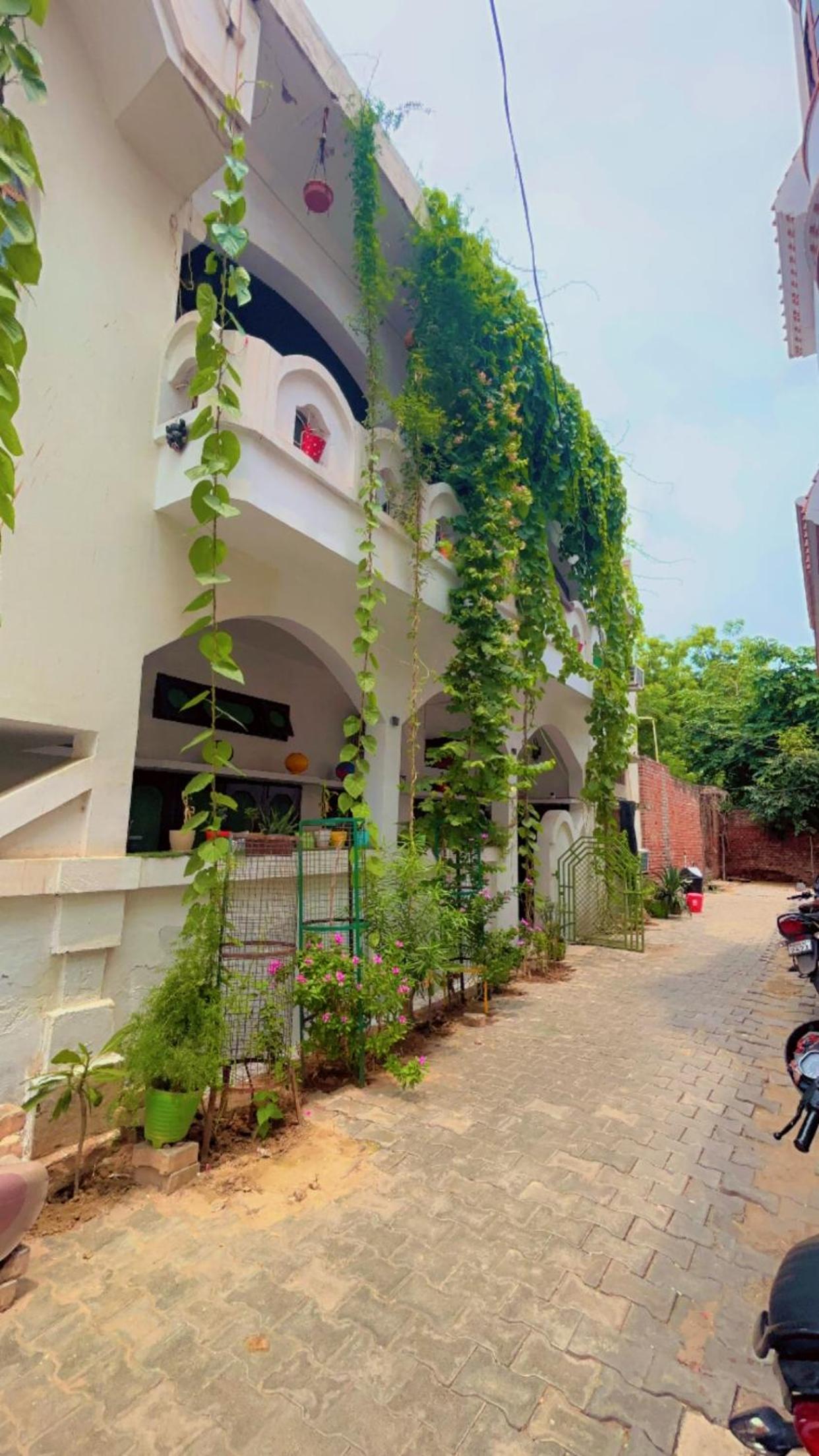 Manavi Home Stay