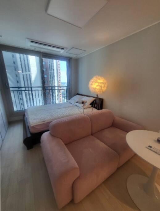 Geumjeong St1 Minute Seoul, Gangnam Transportation NICE view 2