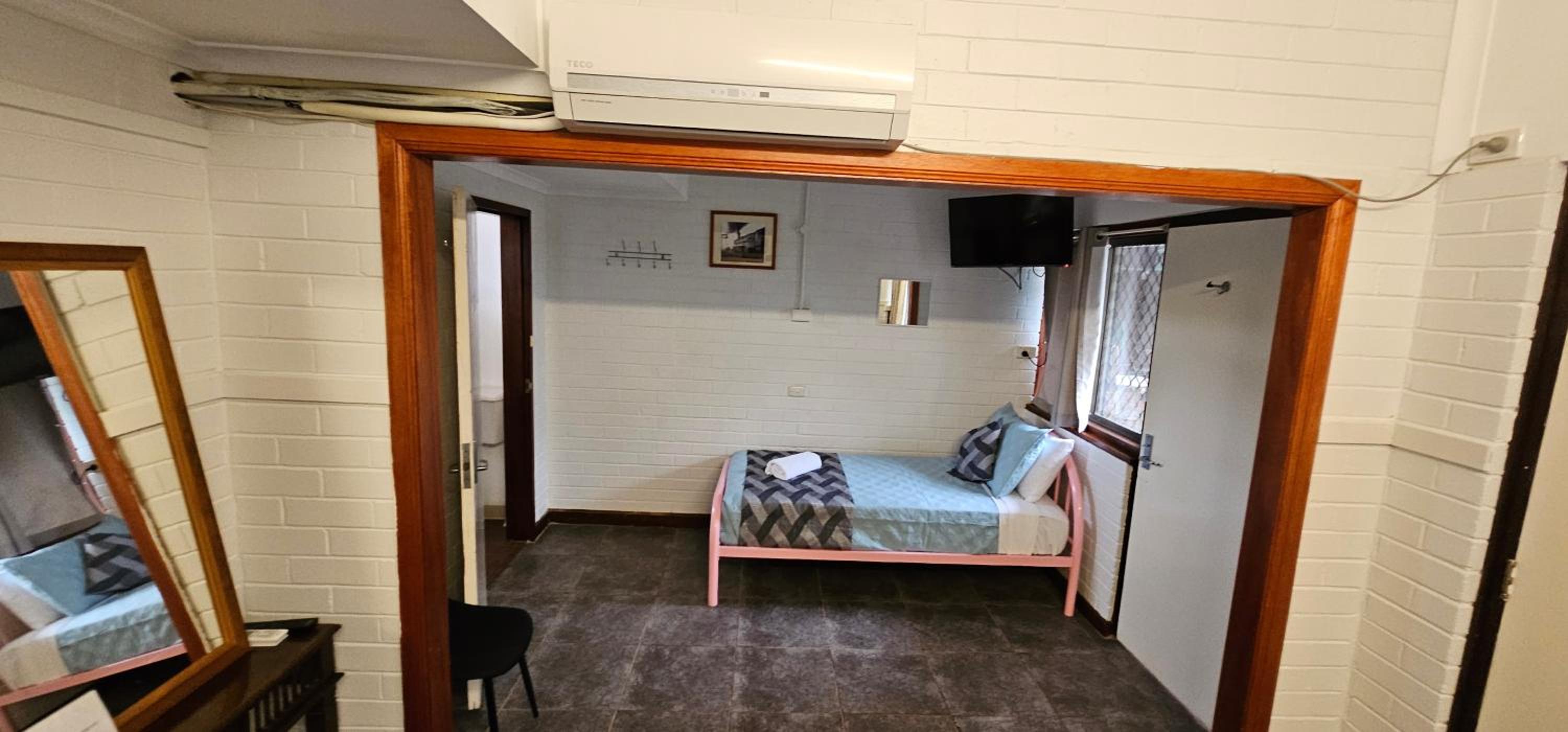 Railway Lodge Motel
