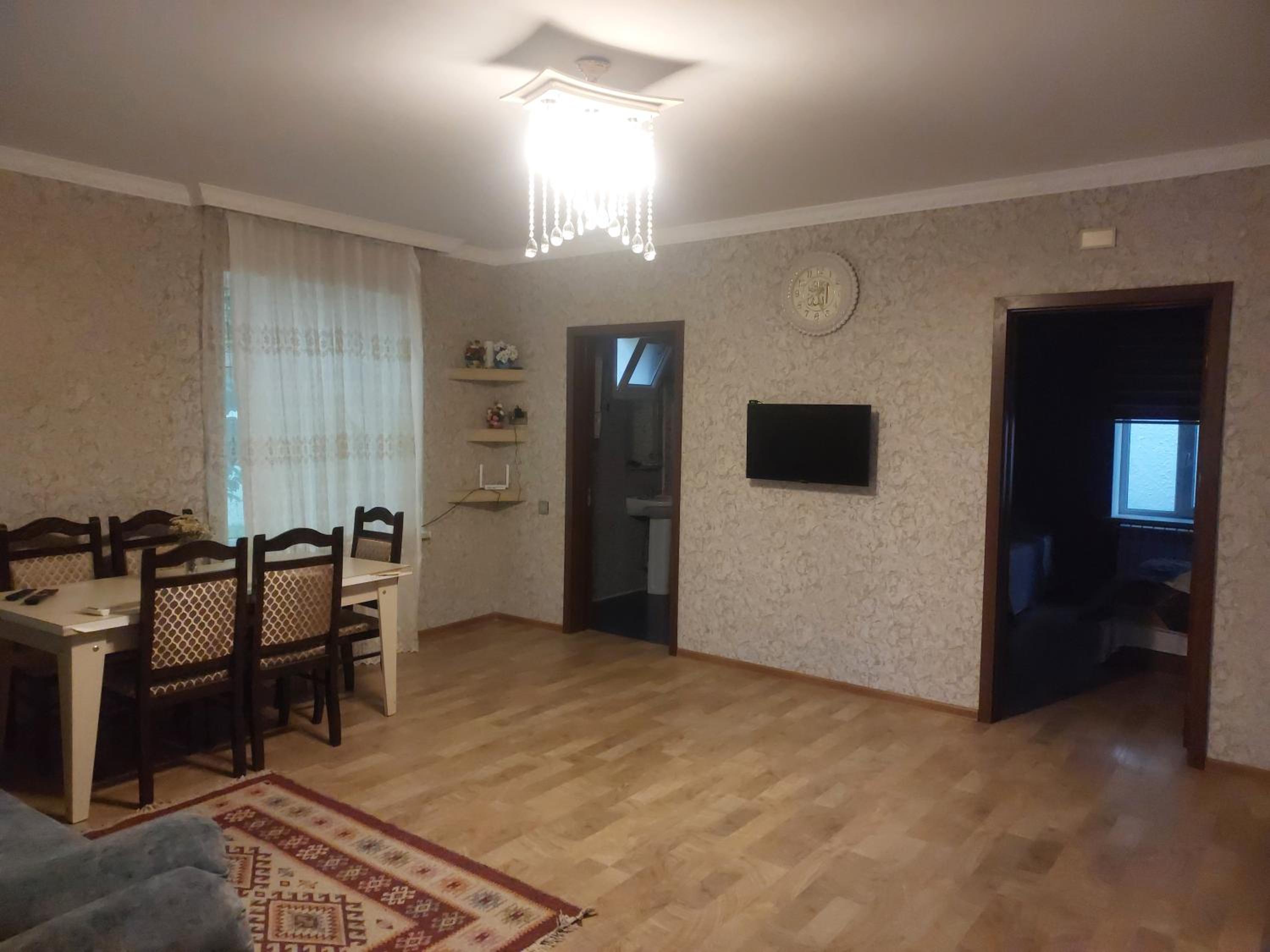 Family House with Large Pool