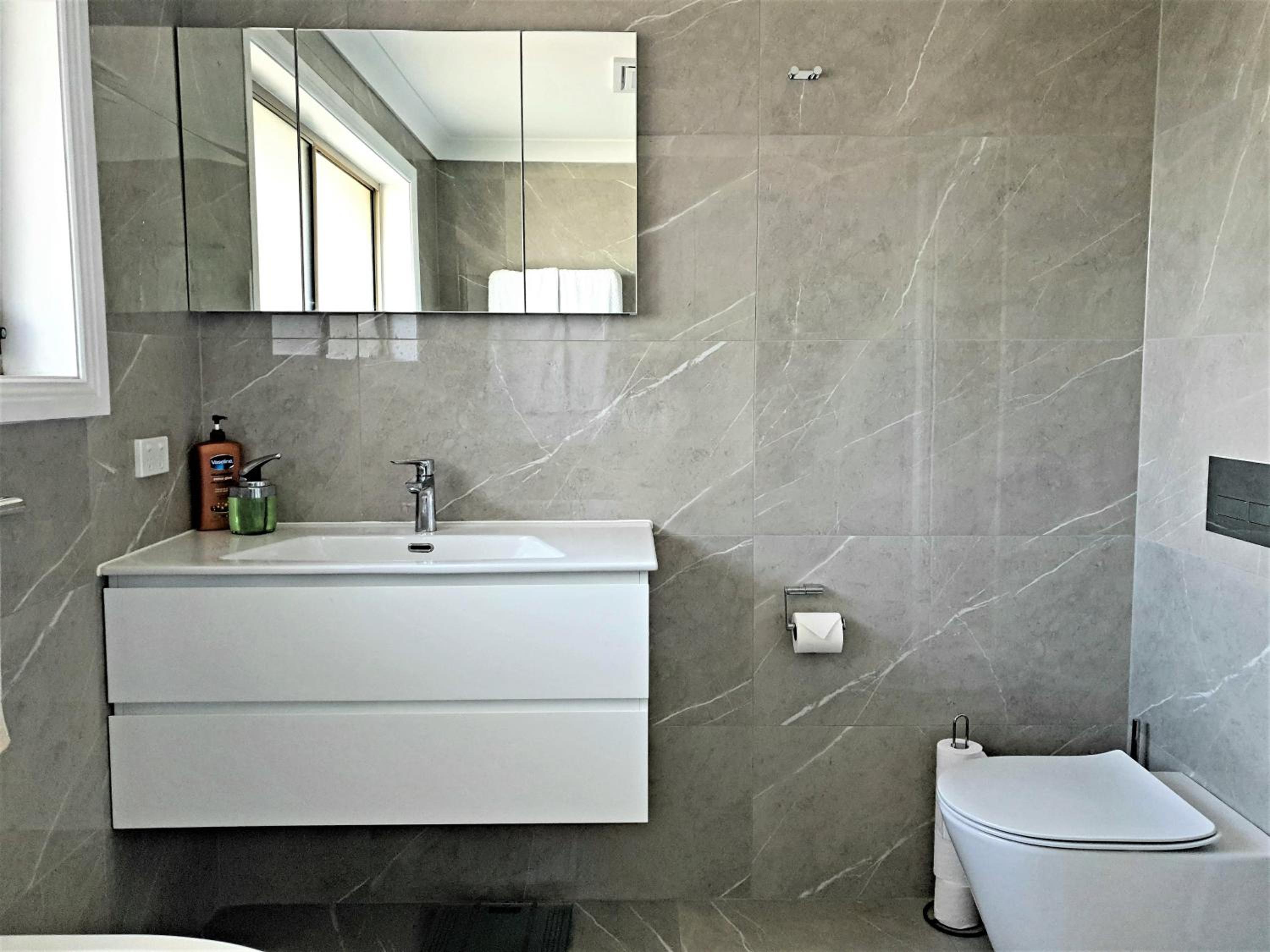 Quiet secure oasis in Gymea