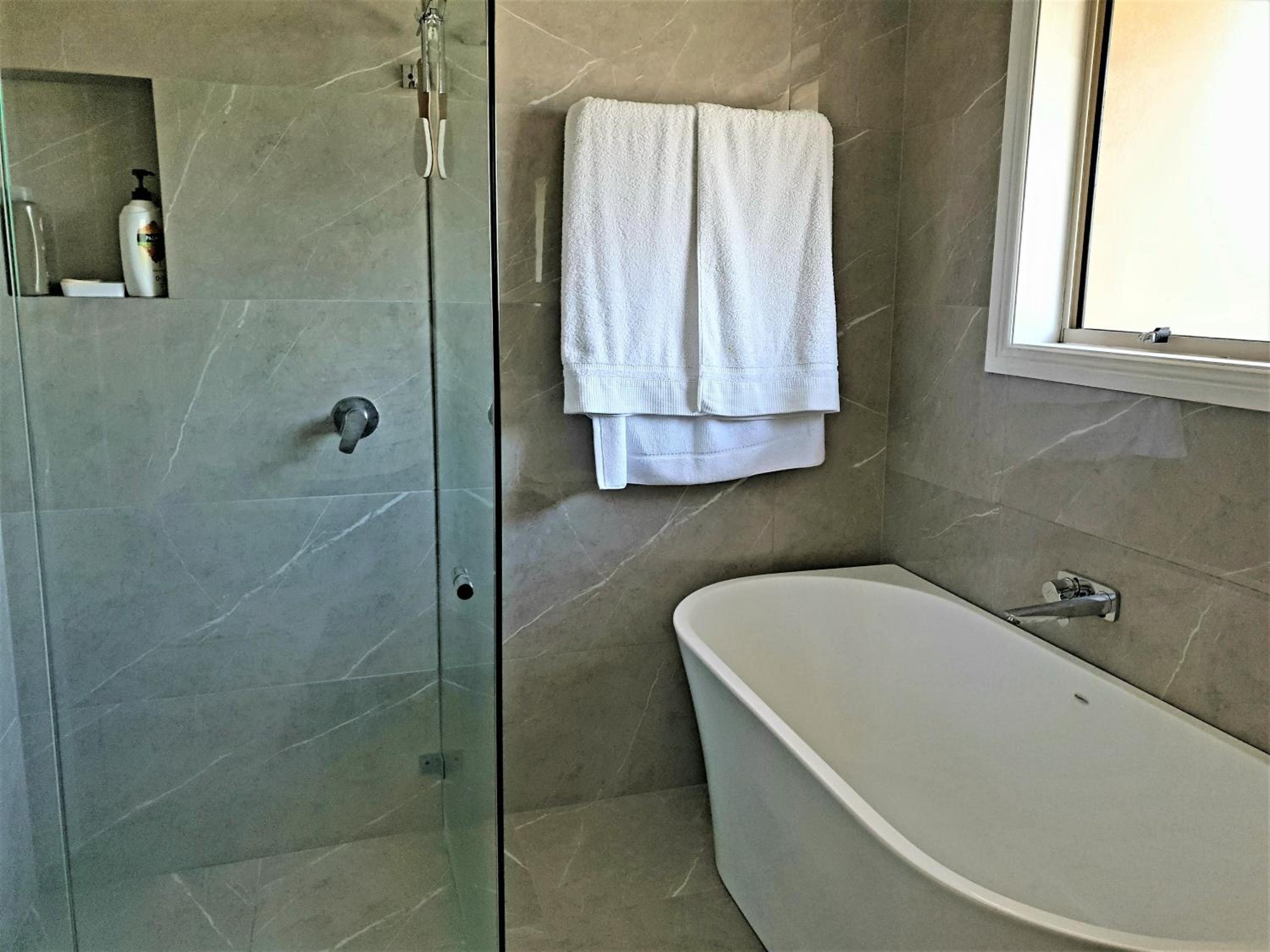 Quiet secure oasis in Gymea