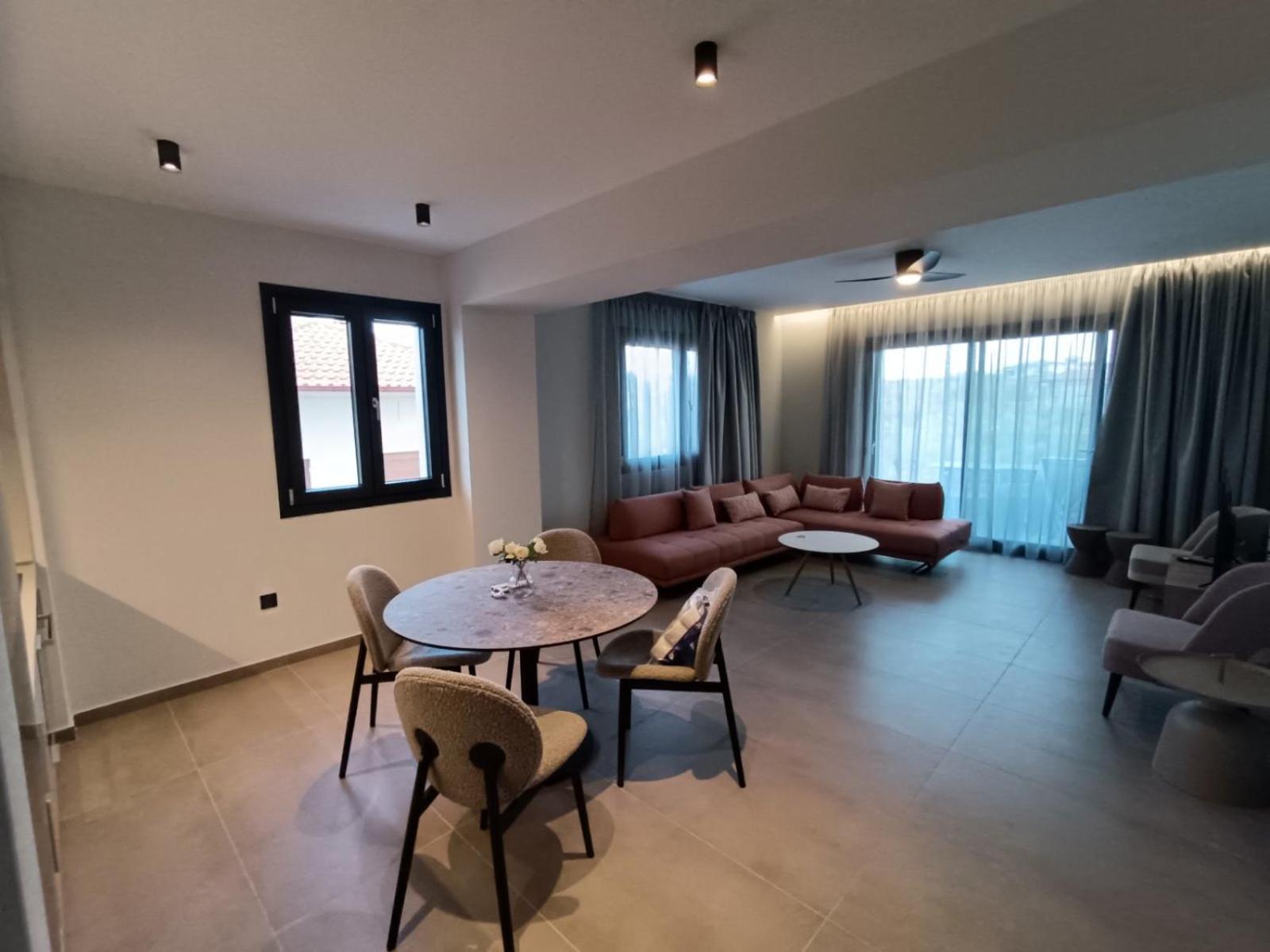 Dimi Residence