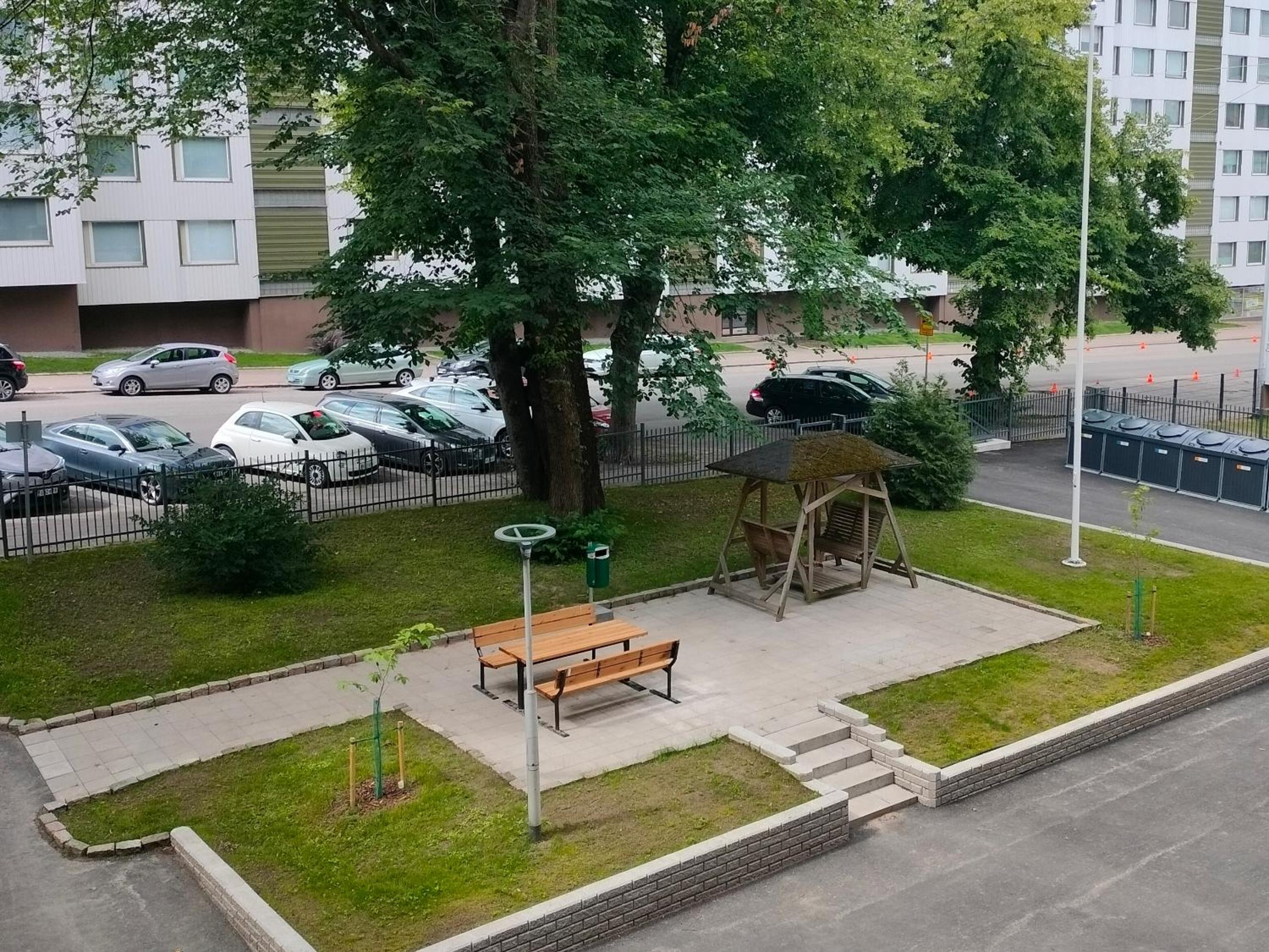 Pieni kaksio viihtyisässä Martissa