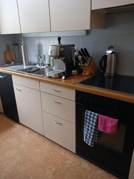 Charmante Jugendstilwohnung mit Tiefengaragenplatz