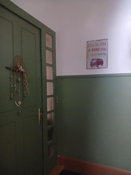 Charmante Jugendstilwohnung mit Tiefengaragenplatz