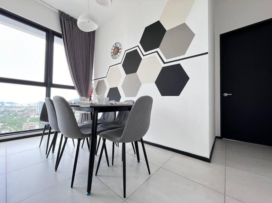 Georgetown Urban Family & Baby-Friendly Home with Skypool Seaview photo 7