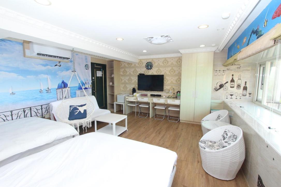 FJ House ABC