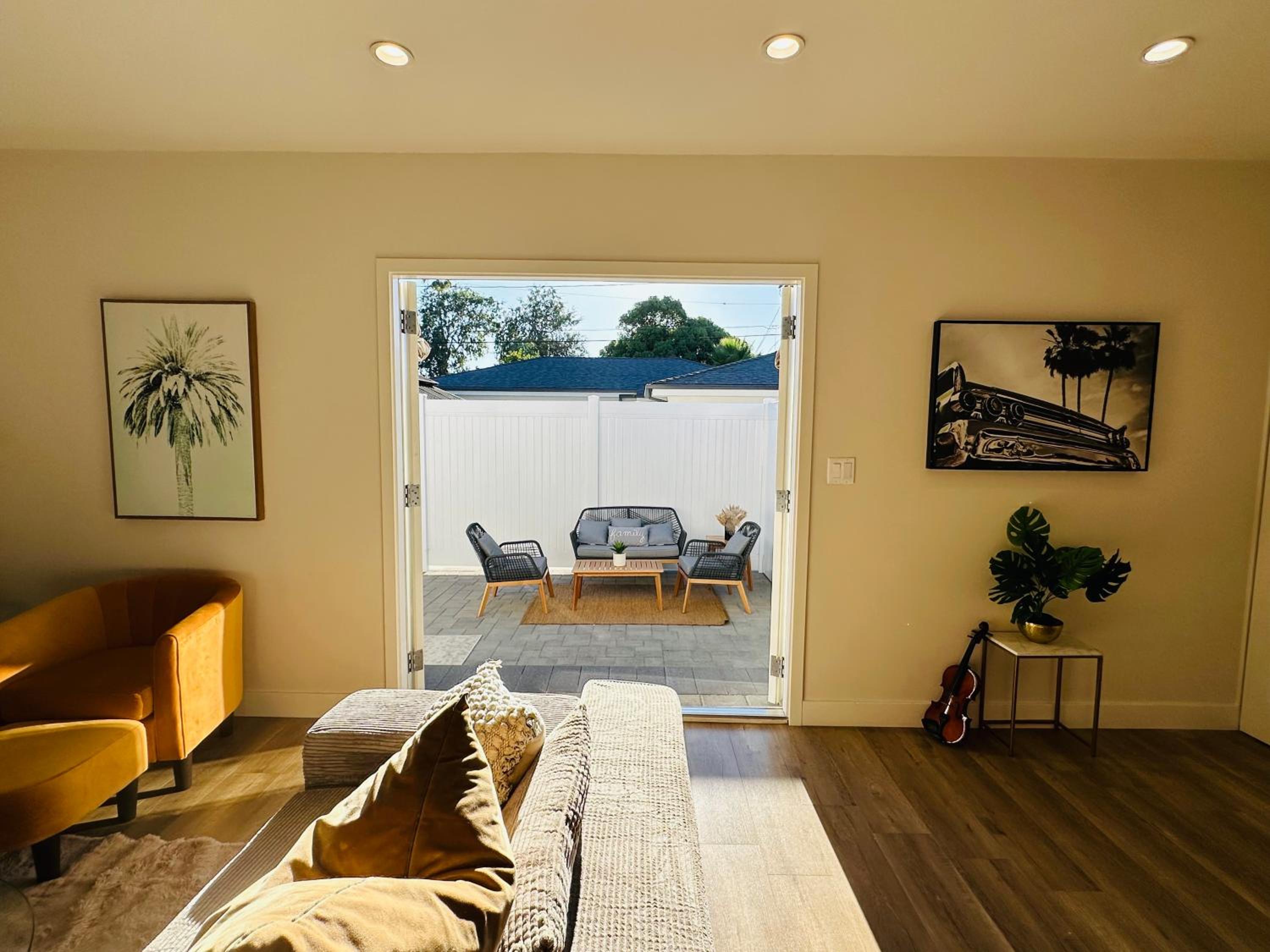 The Hollywood Zen Retreat with a Glamp tent near Universal Studios view 2