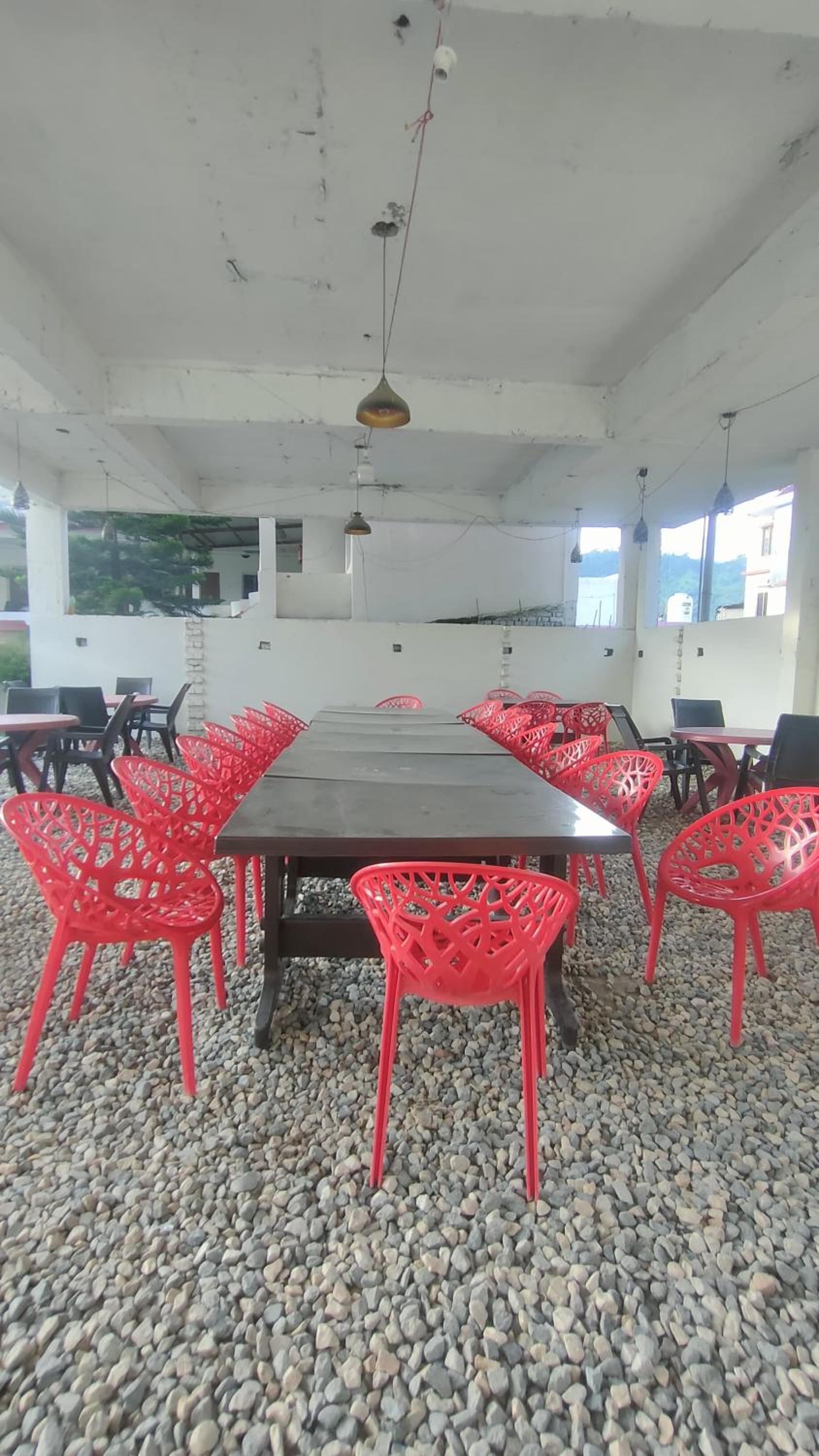 Hotel Devbhoomi, Barkot