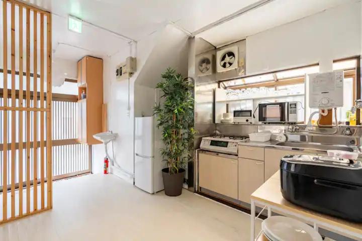 SK House