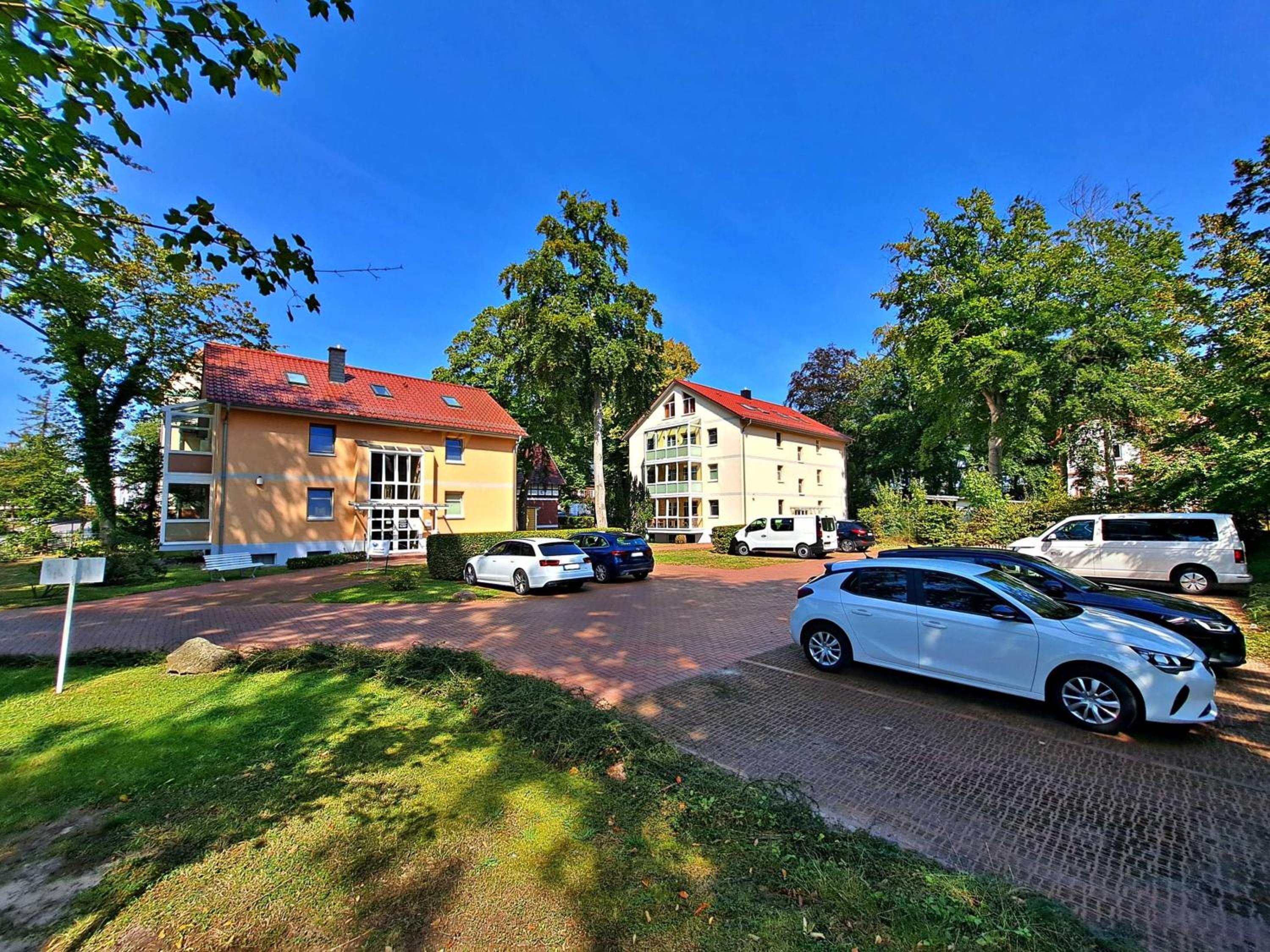 Ostseepark Waterfront_ Karavelle 32