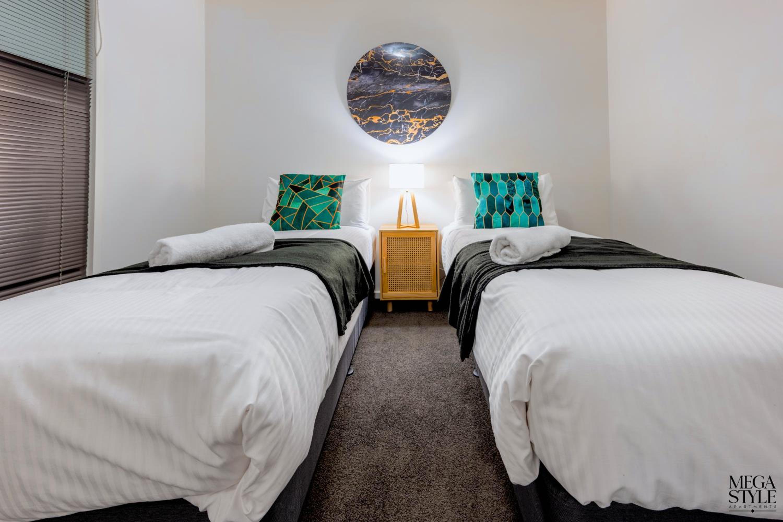 Mega Style Apartments Mainpoint