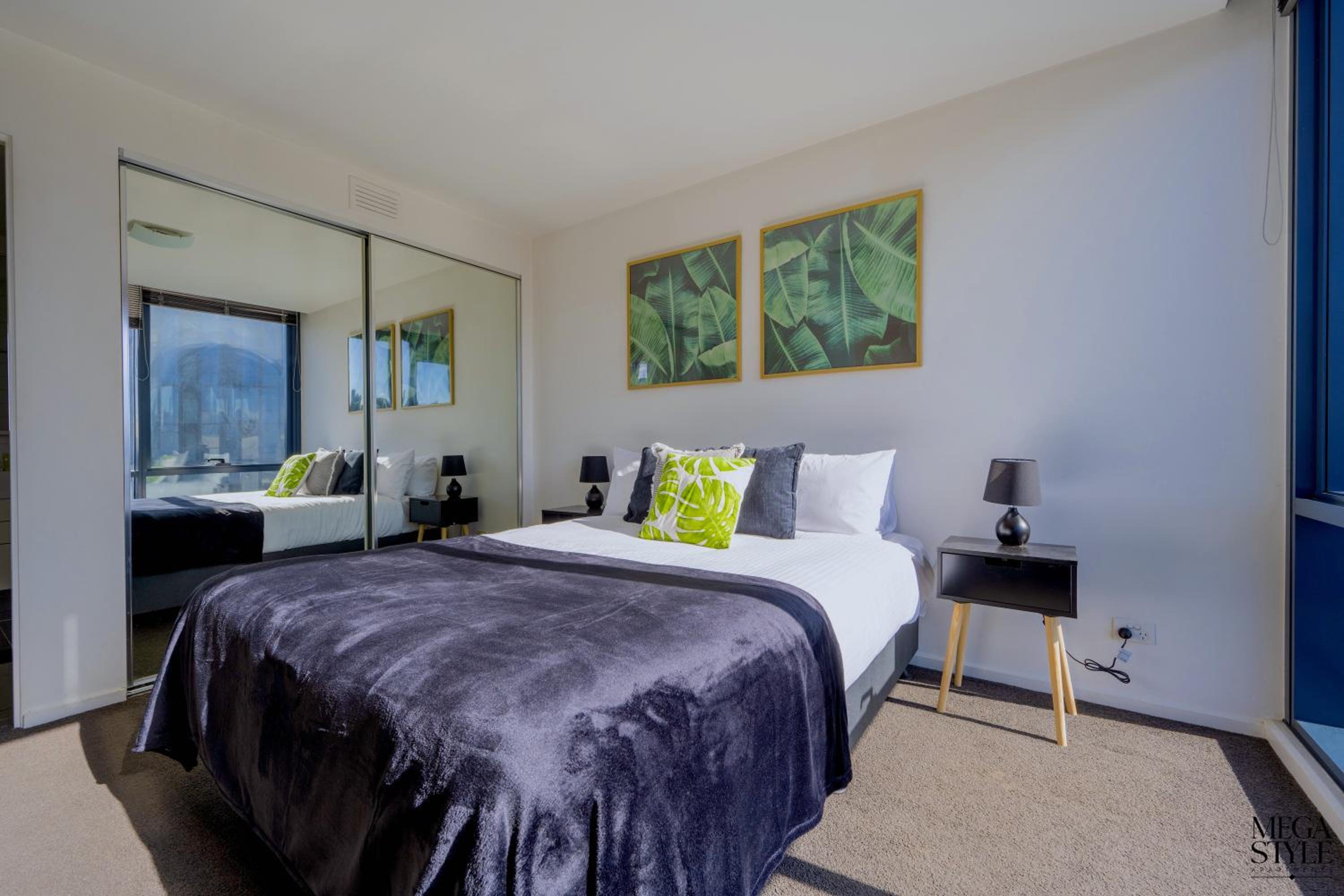 Mega Style Apartments Mainpoint