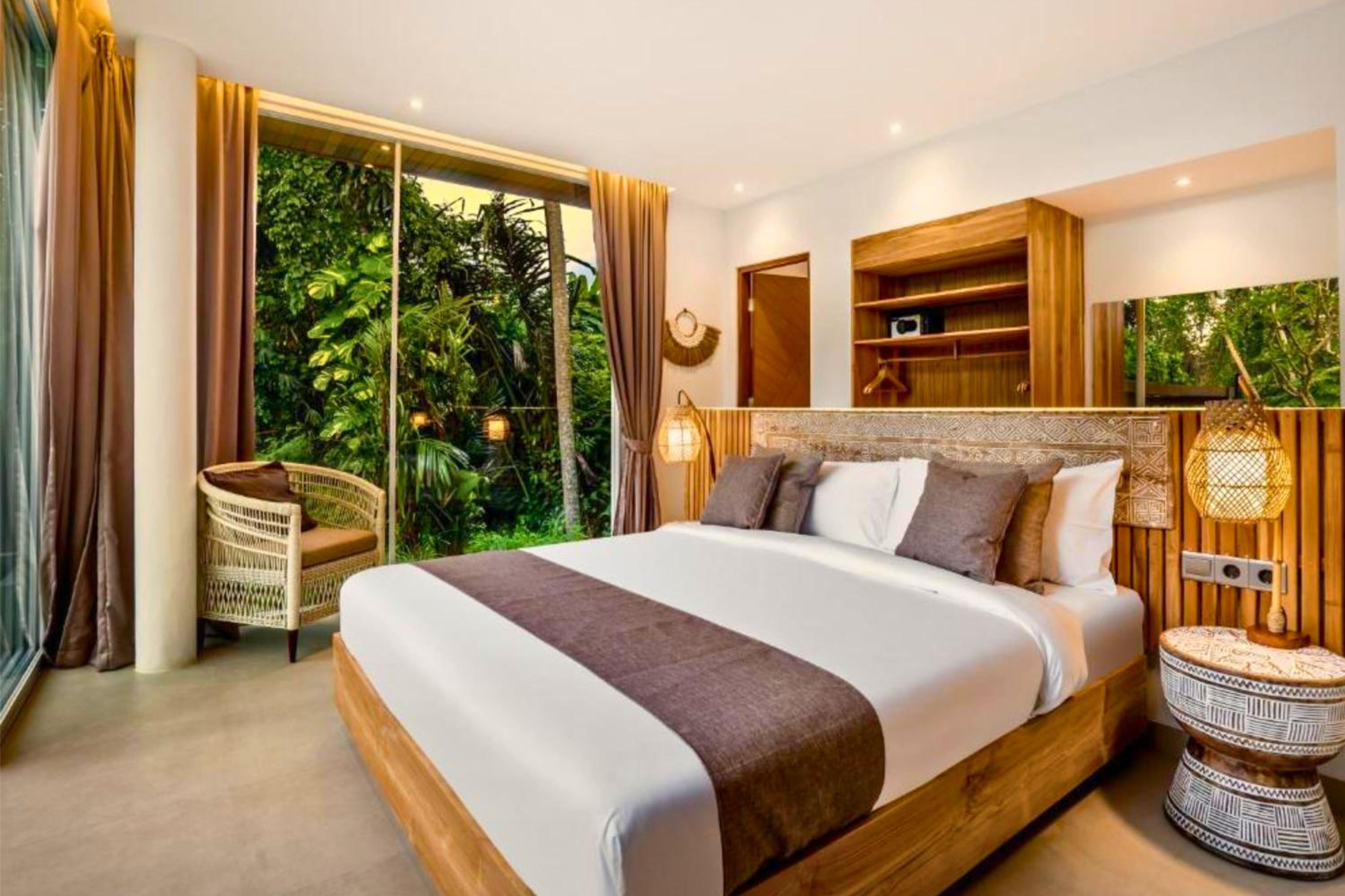 Bharani 5 BR Private Pool Villa ZN208
