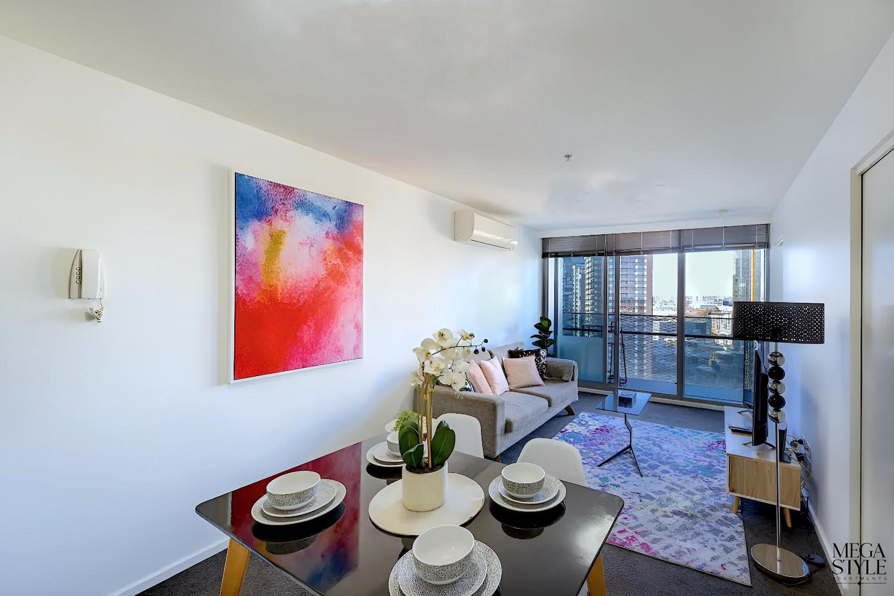 Mega Style Apartments Mainpoint