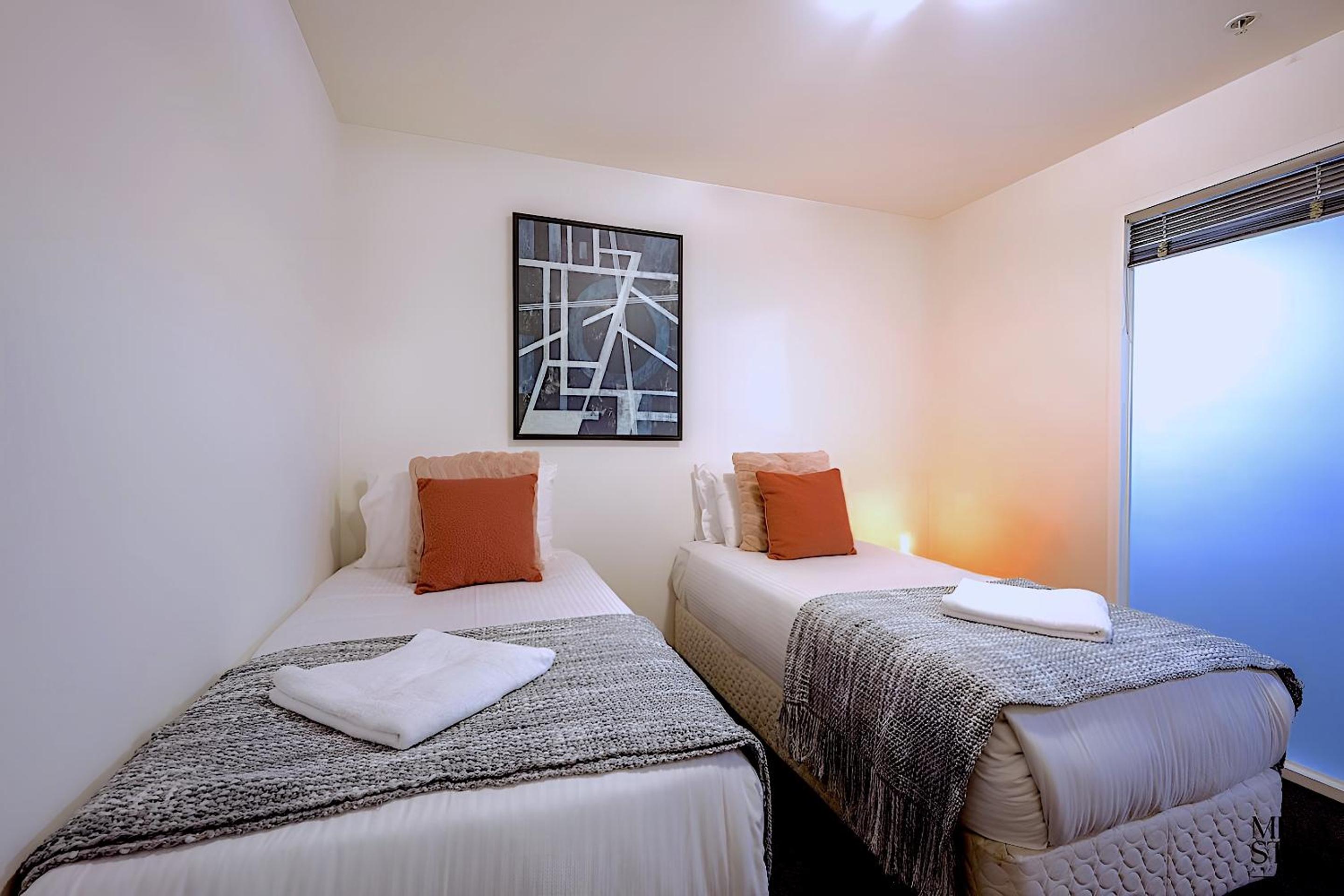 Mega Style Apartments Mainpoint