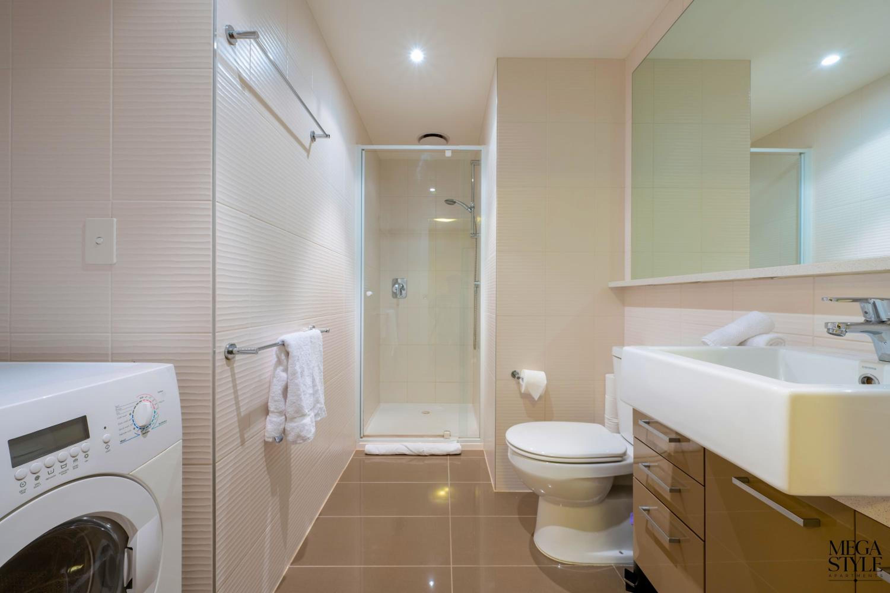 Mega Style Apartments Mainpoint