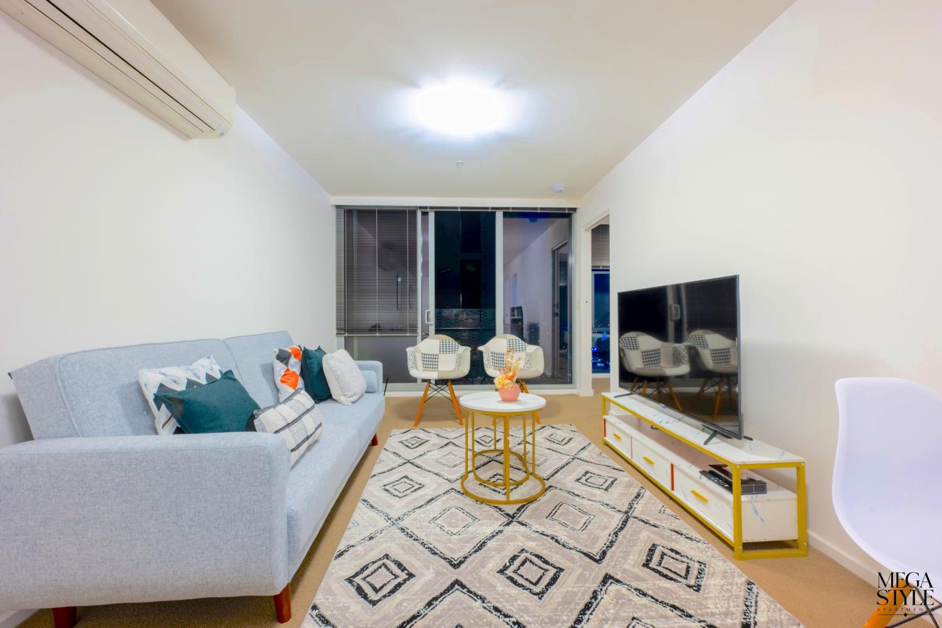Mega Style Apartments Mainpoint