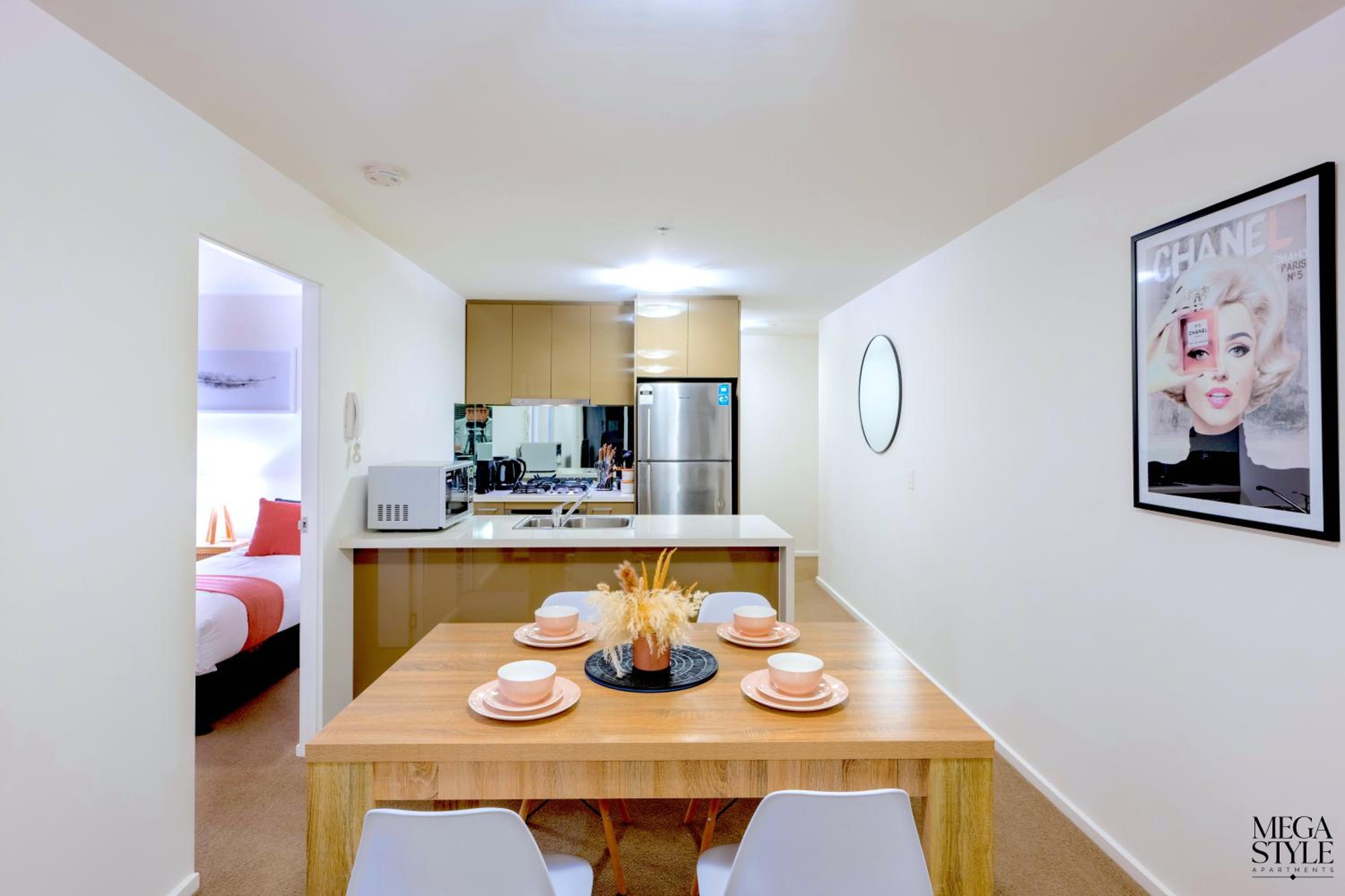 Mega Style Apartments Mainpoint