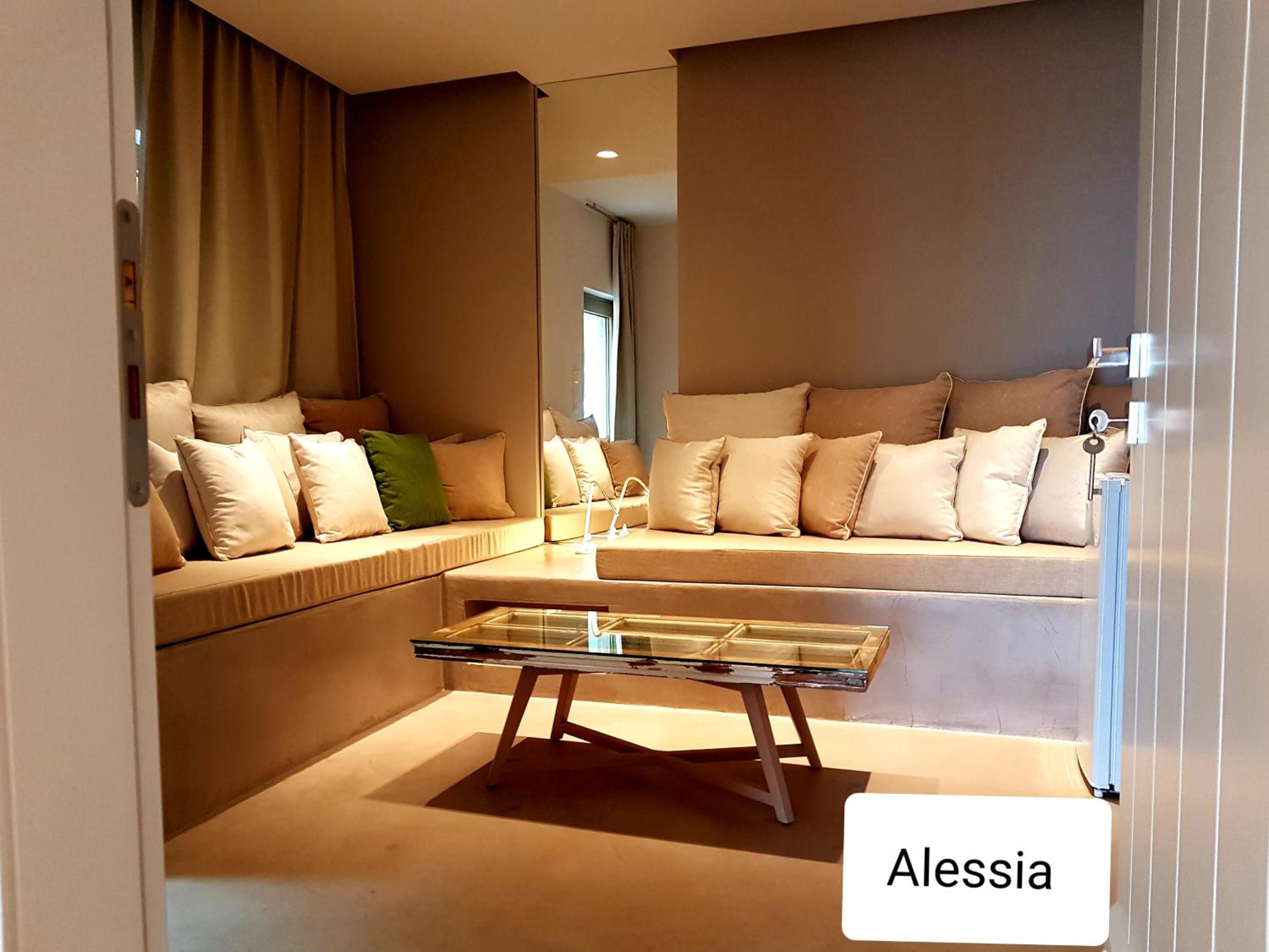 Core Luxury Suites