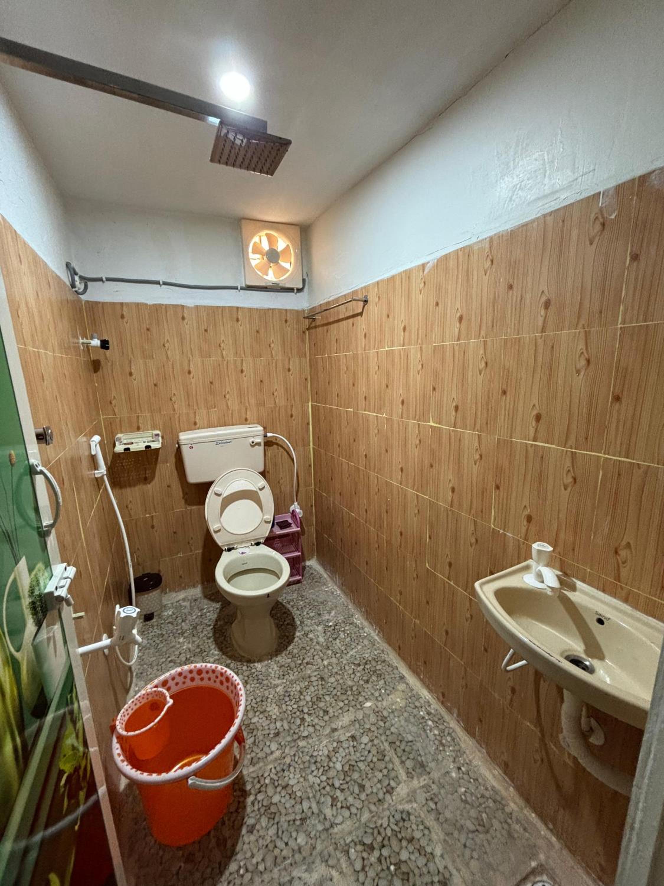 Villa Loki Seaview Guest House view 3