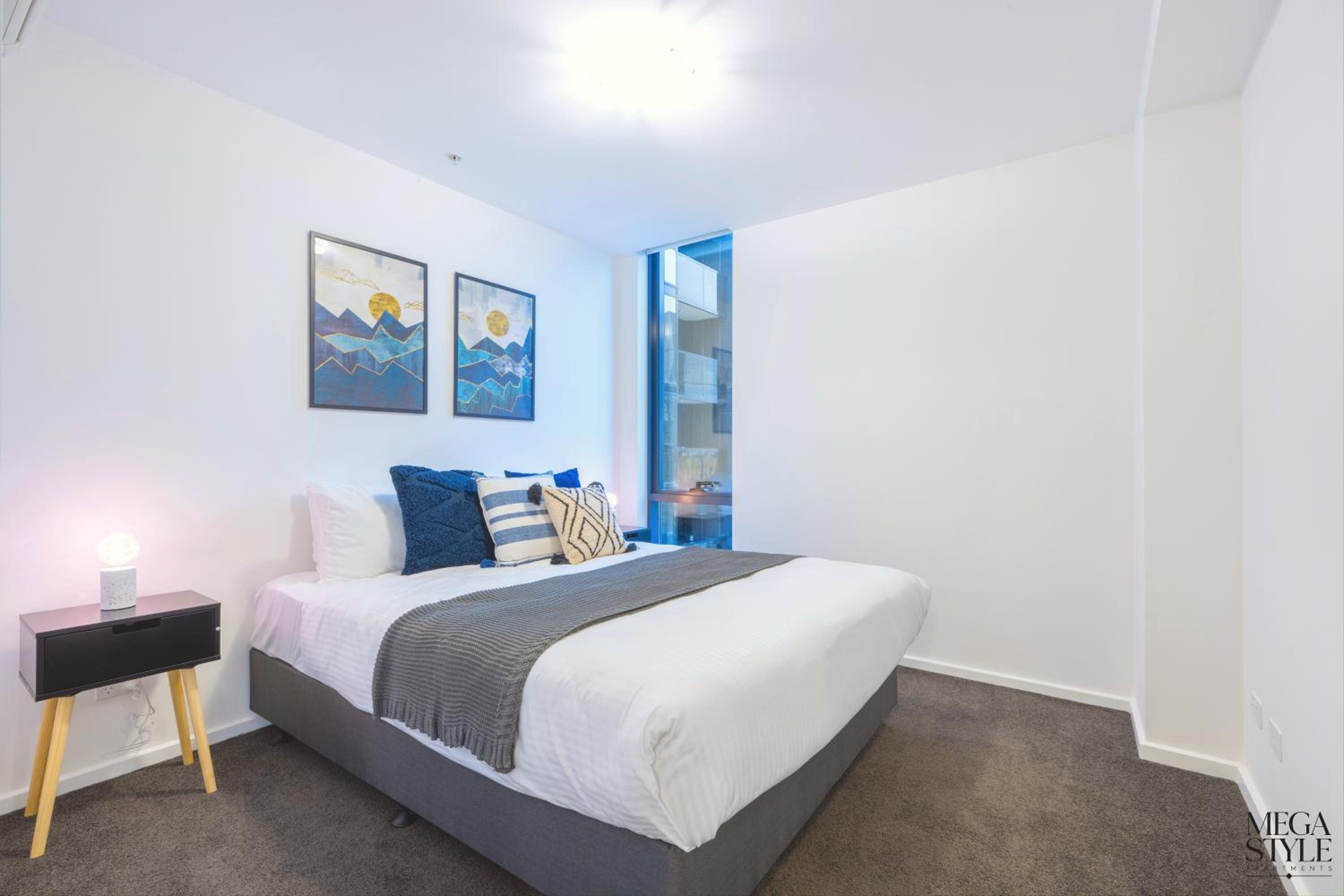 Mega Style Apartments Mainpoint