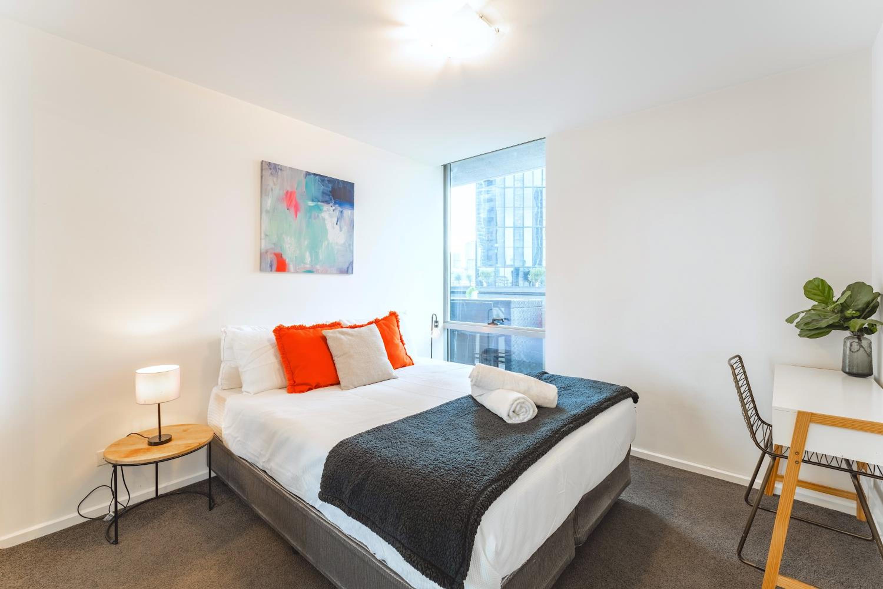 Mega Style Apartments Mainpoint