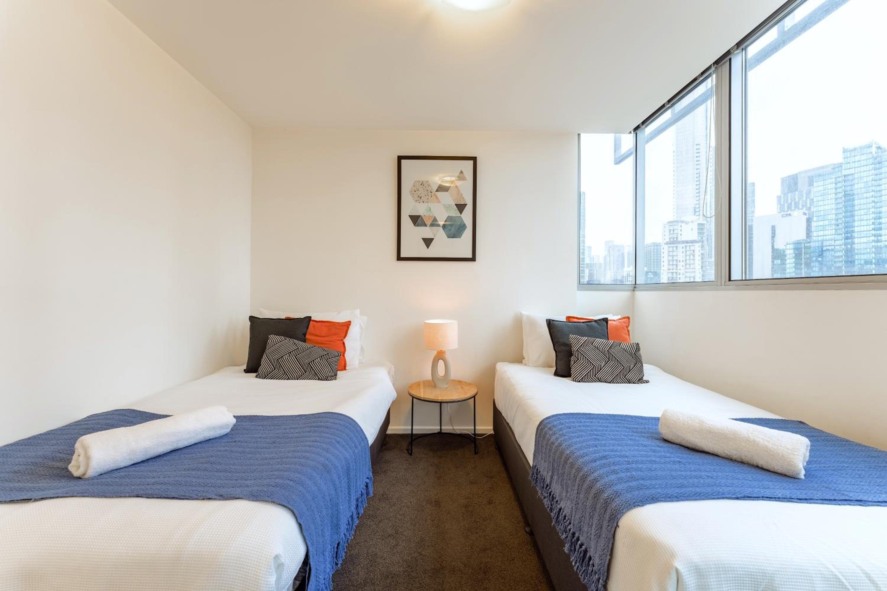 Mega Style Apartments Mainpoint