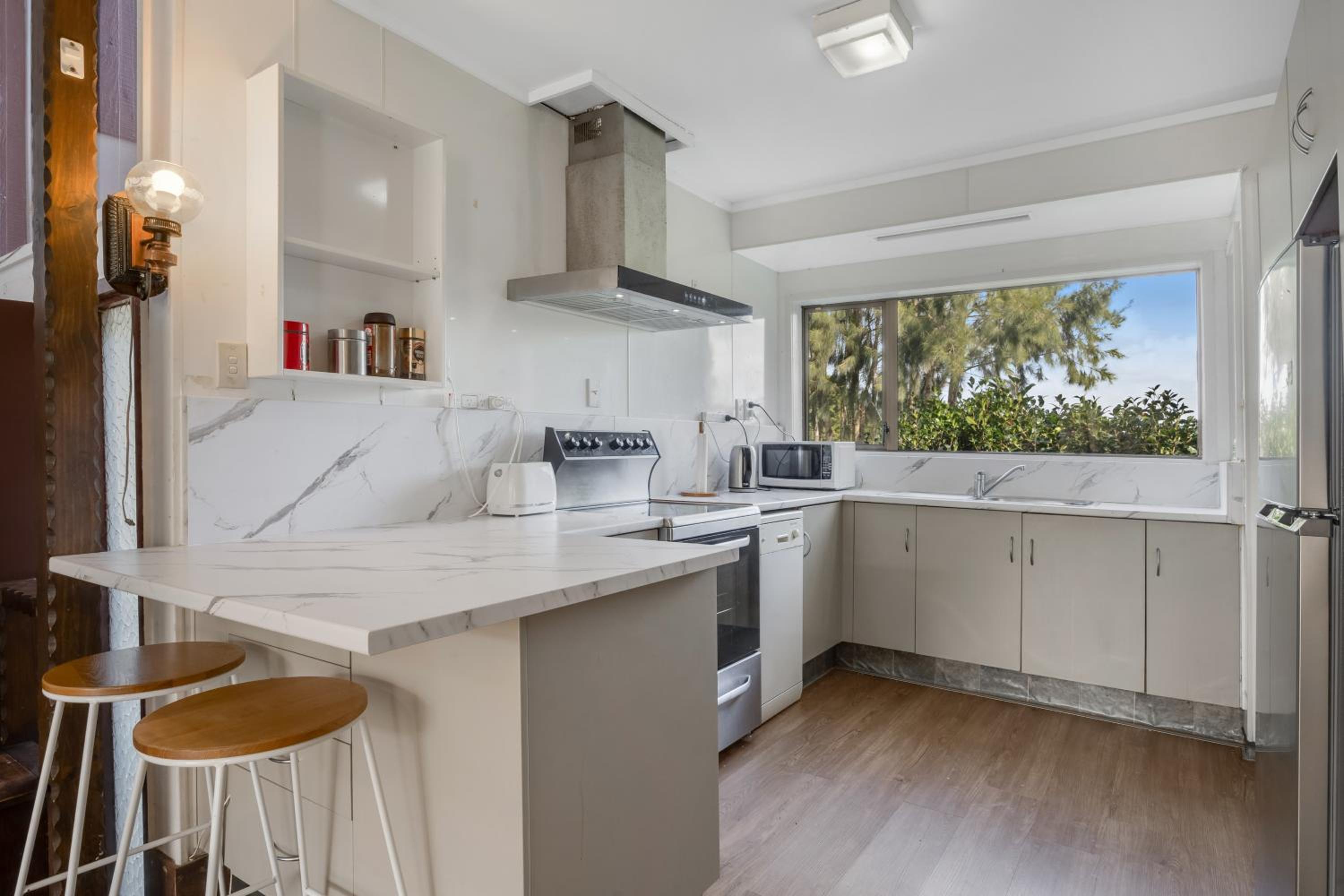 Pukekohe Farm House 5min to Town Centre view 4