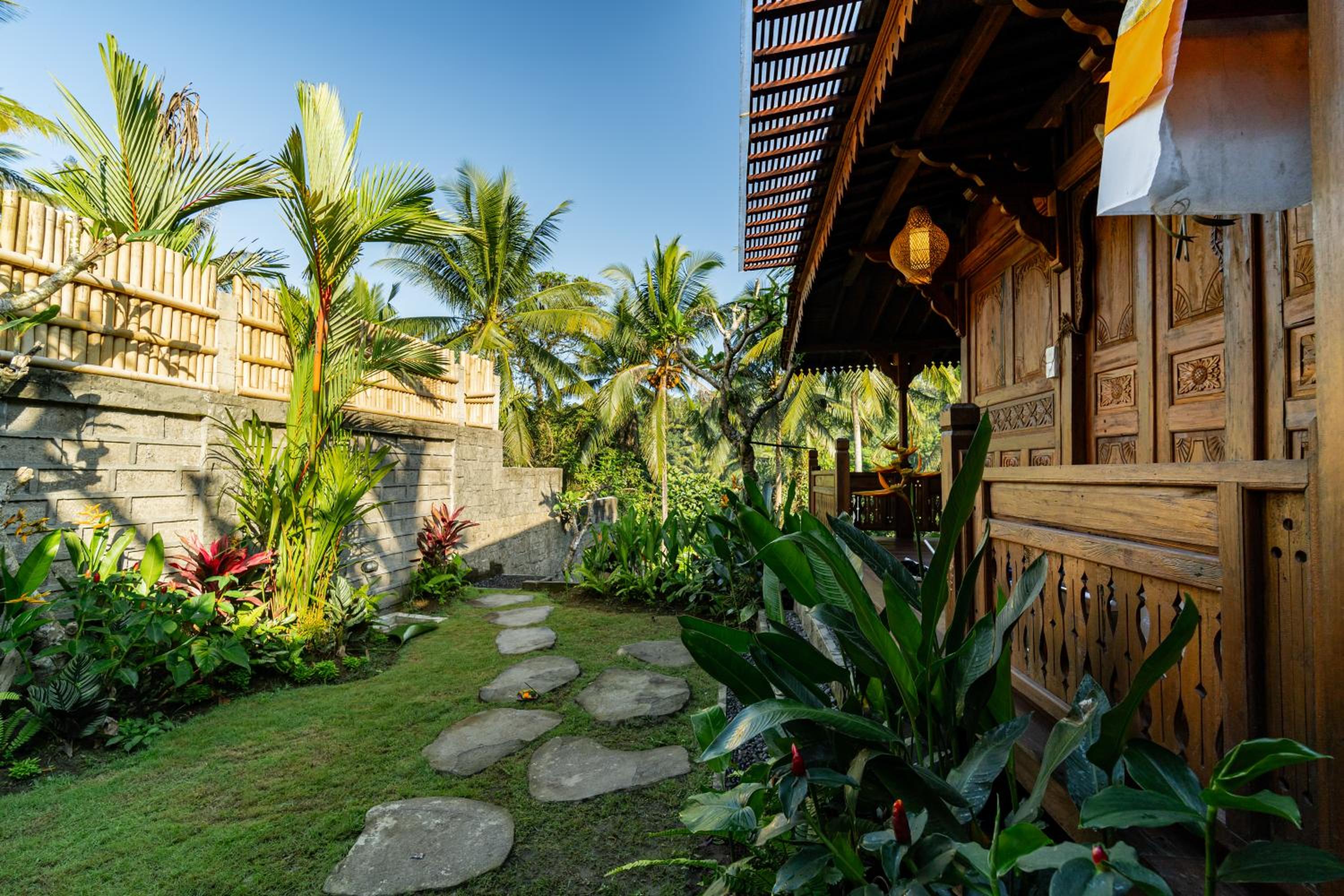 Madani Antique Villas