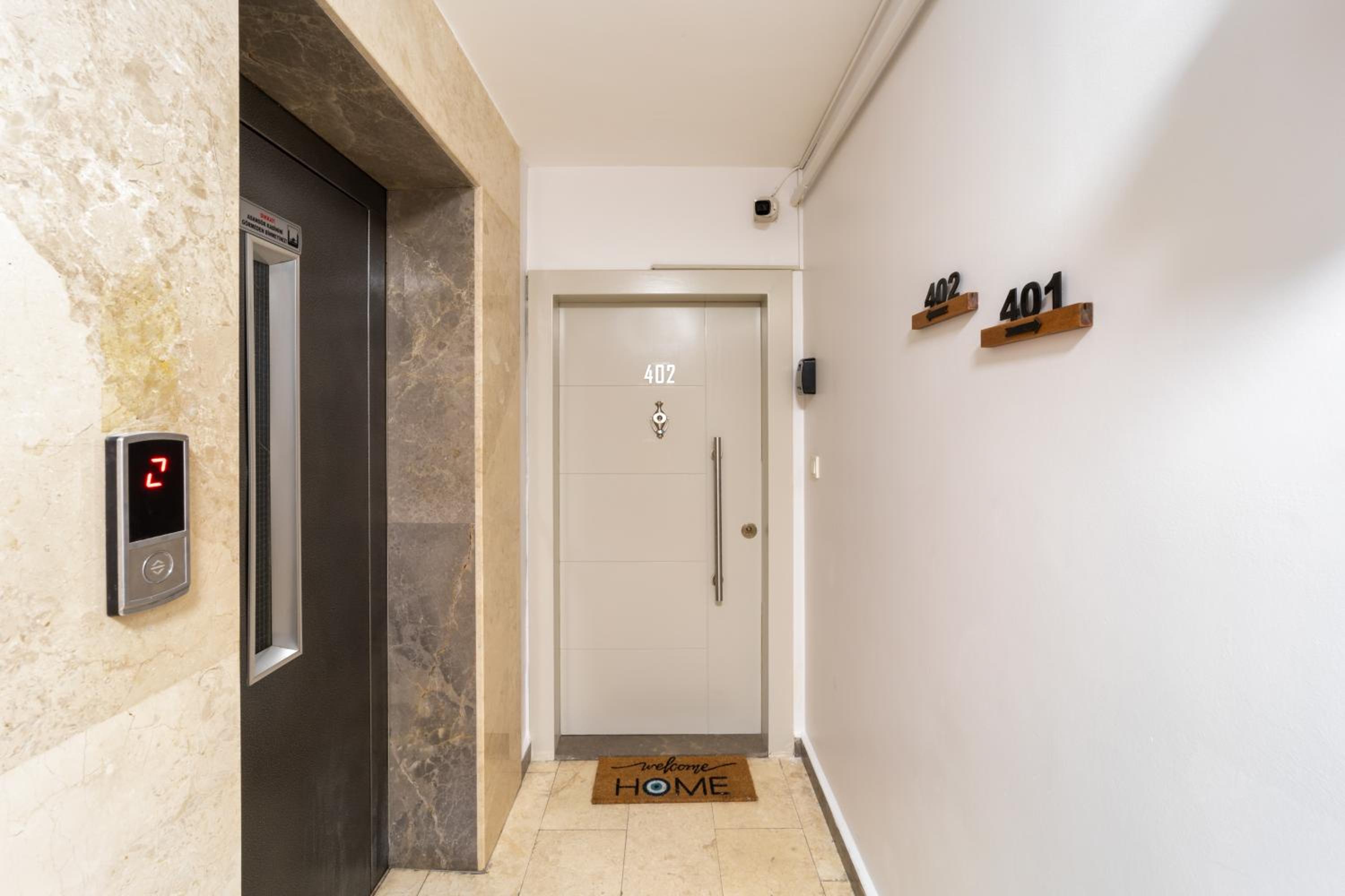 Marmada Suites