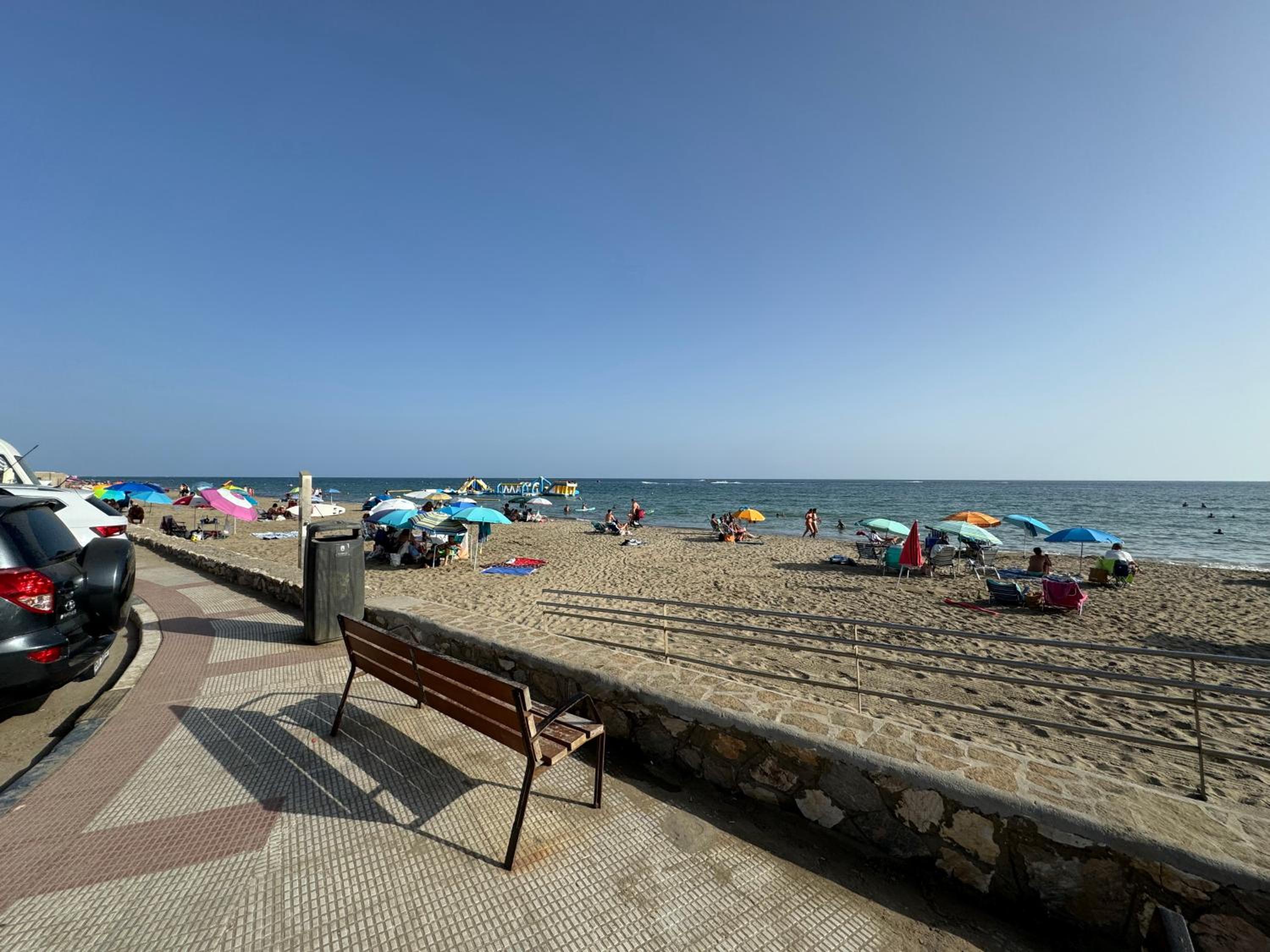 Beachfront Apartment Elviria