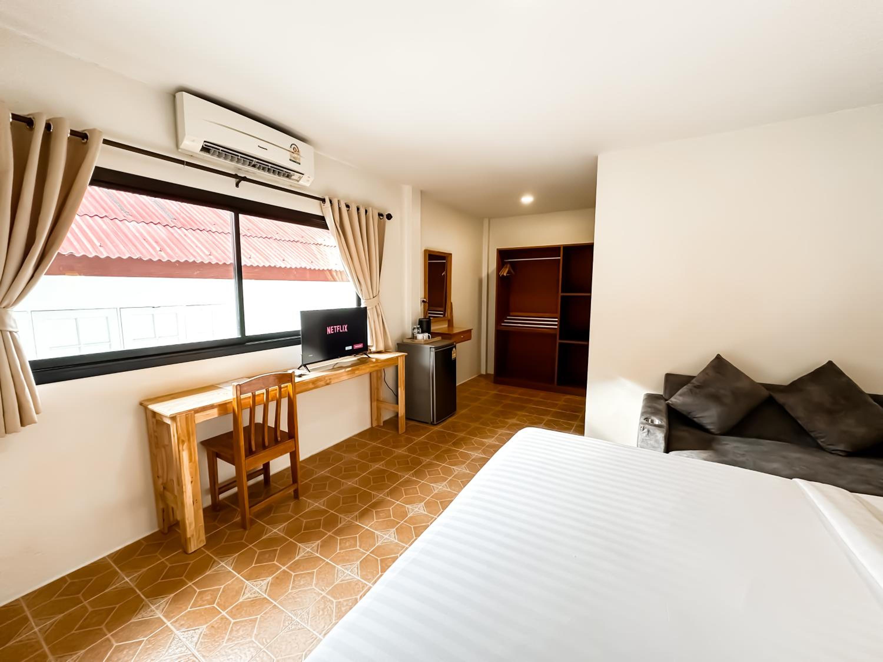 Bounty Resort