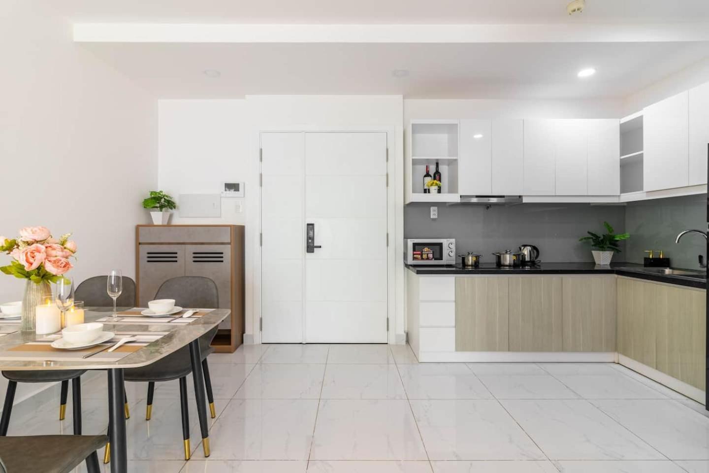 Terra Royal Apartment D3 - 1 2 BR at City Center