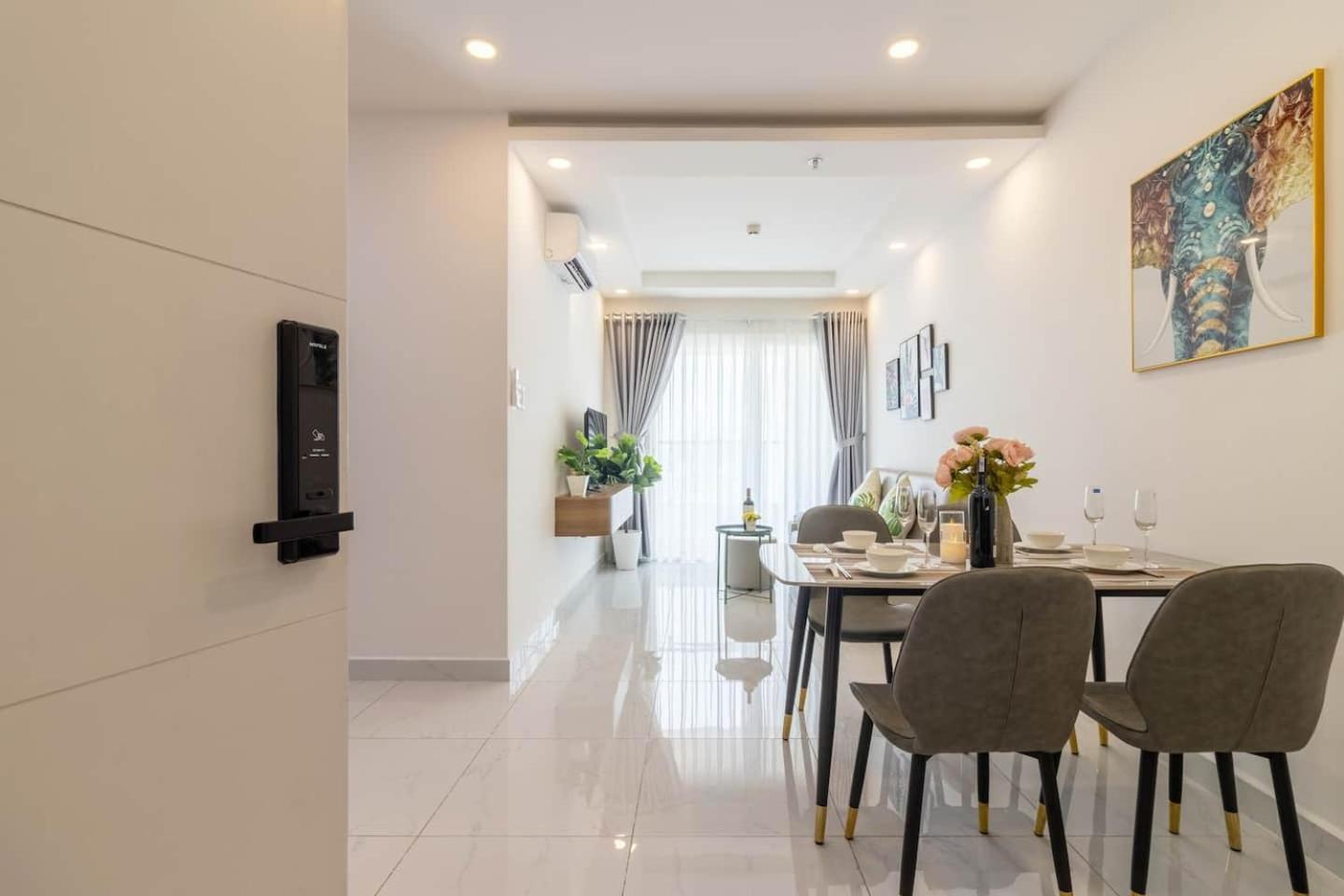Terra Royal Apartment D3 - 1 2 BR at City Center