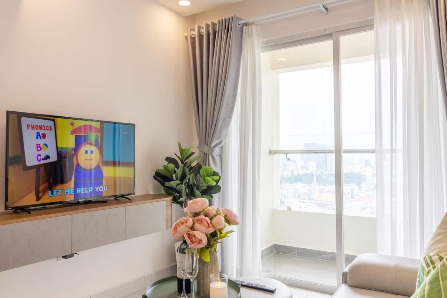 Terra Royal Apartment D3 - 1 2 BR at City Center